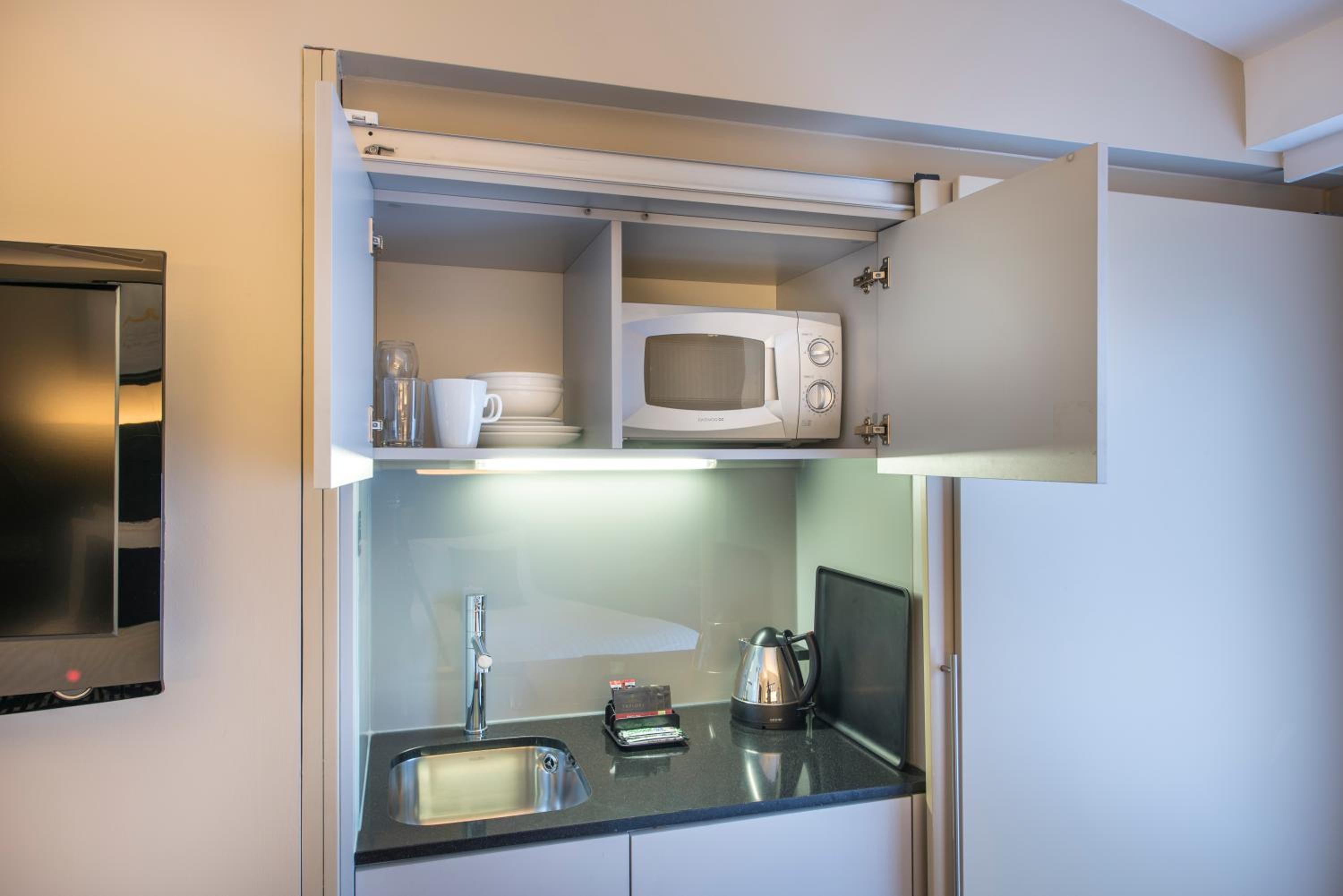 Standard Double Room - Photo 4