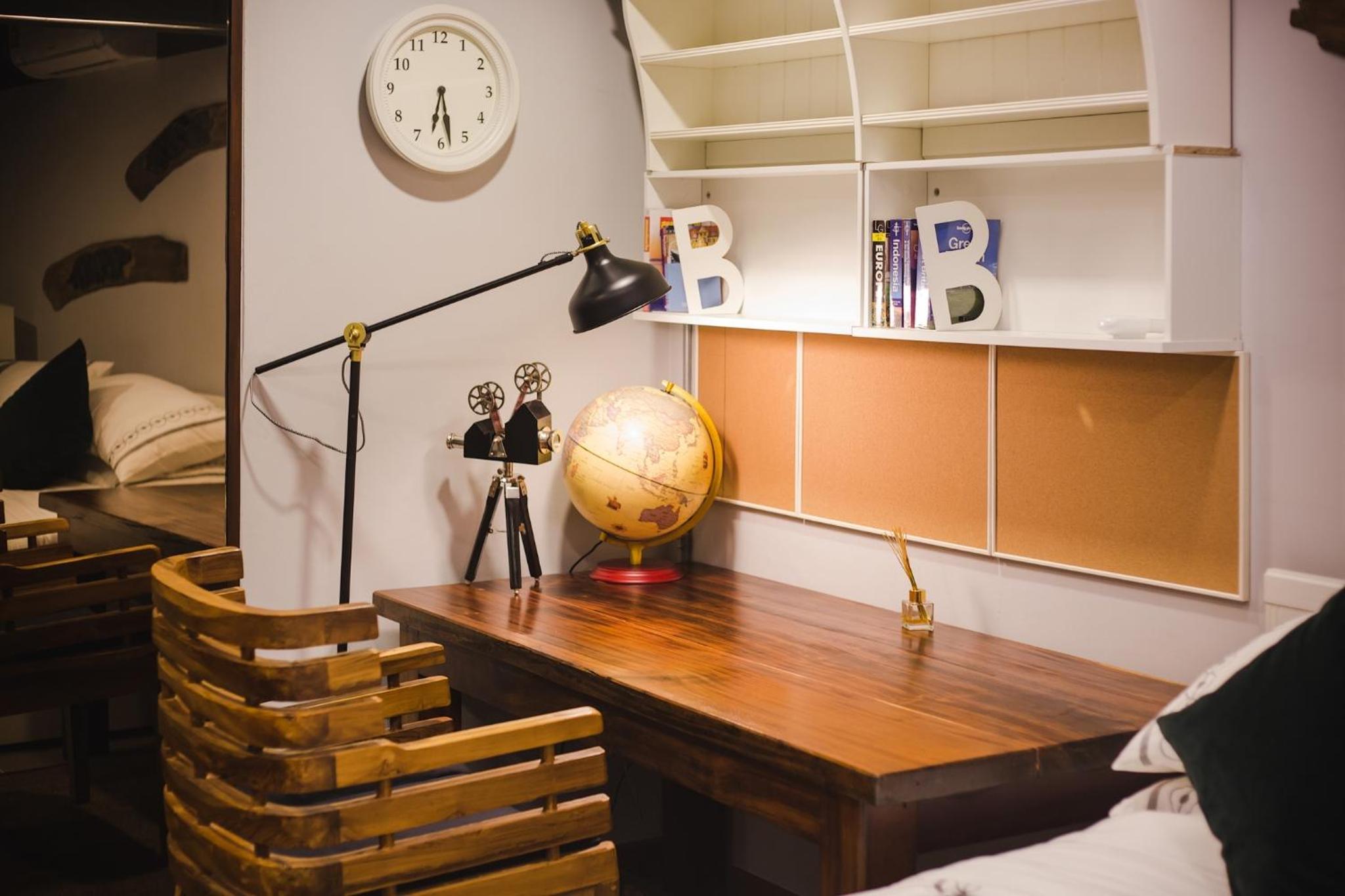 Deluxe King Room photo 3