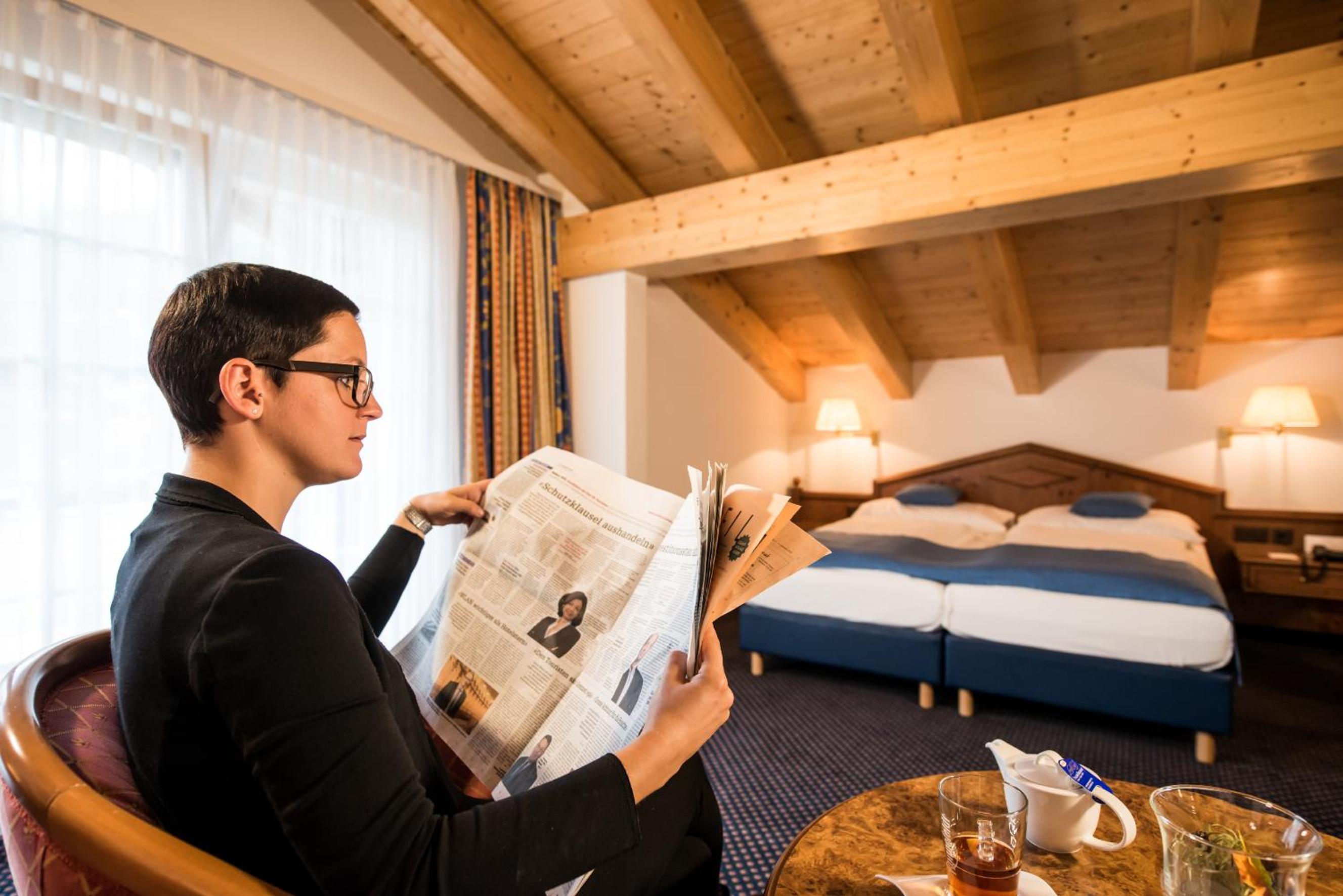 Junior Suite with Balcony - Photo 7
