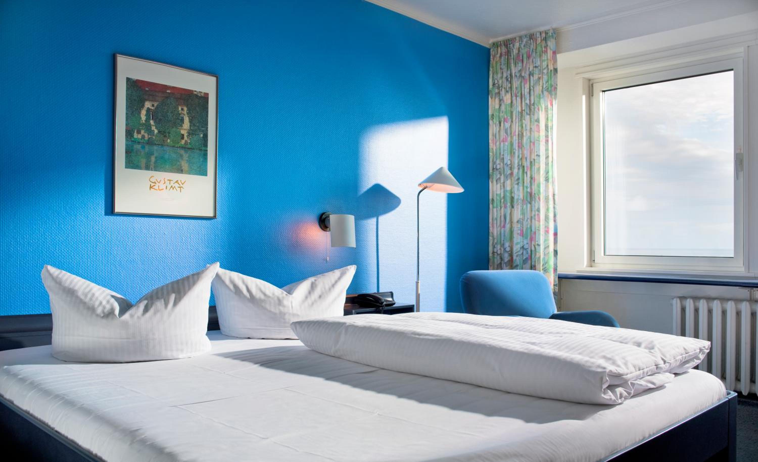 Budget Double Room photo 3