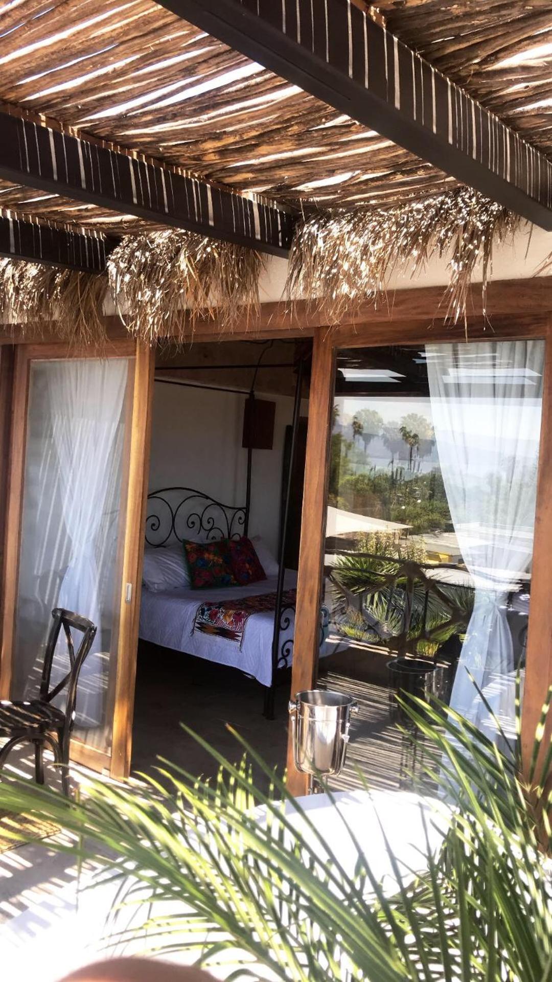 Suite Palapa Lake View - Photo 3