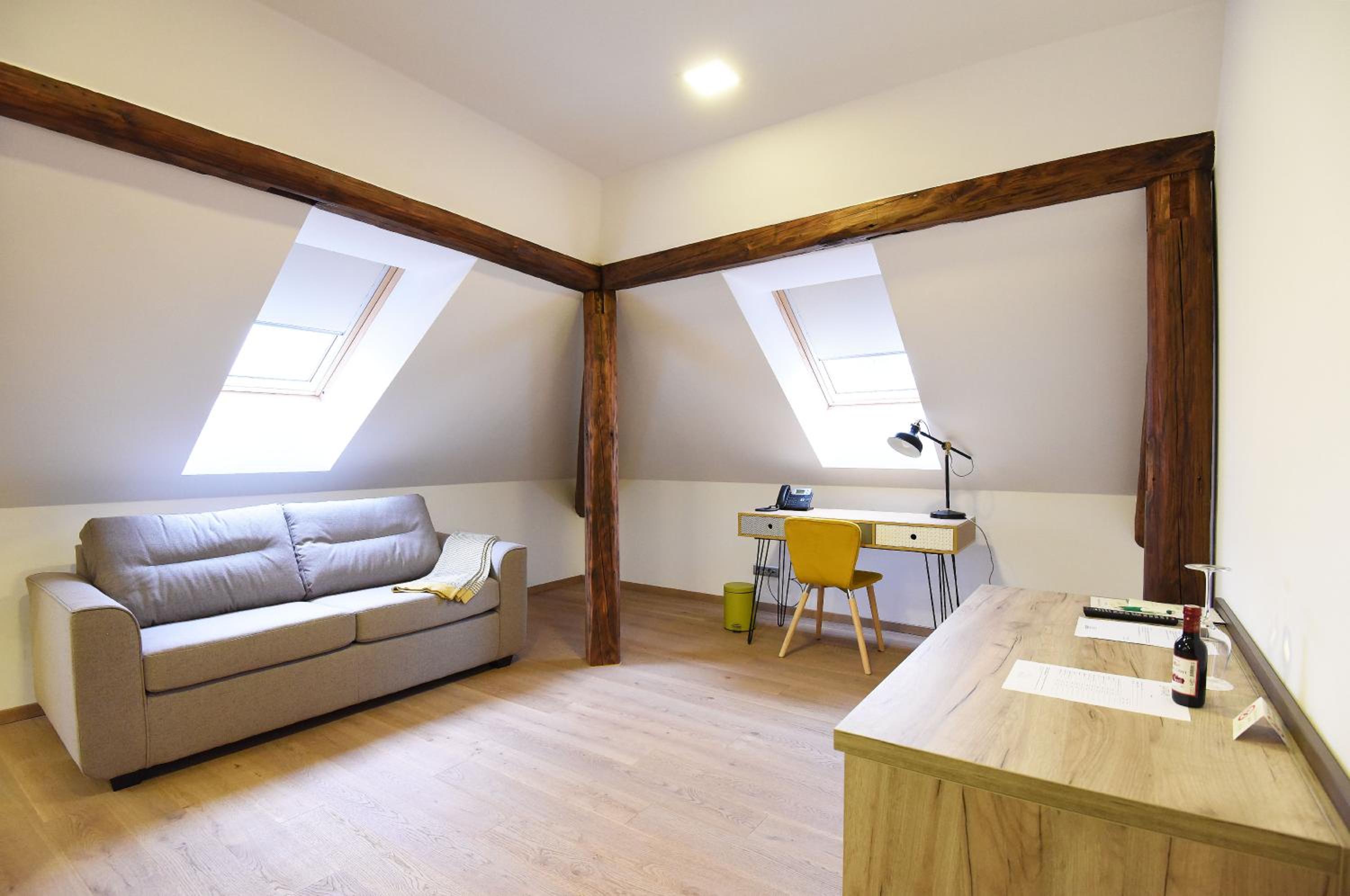 Superior Suite - Photo 3