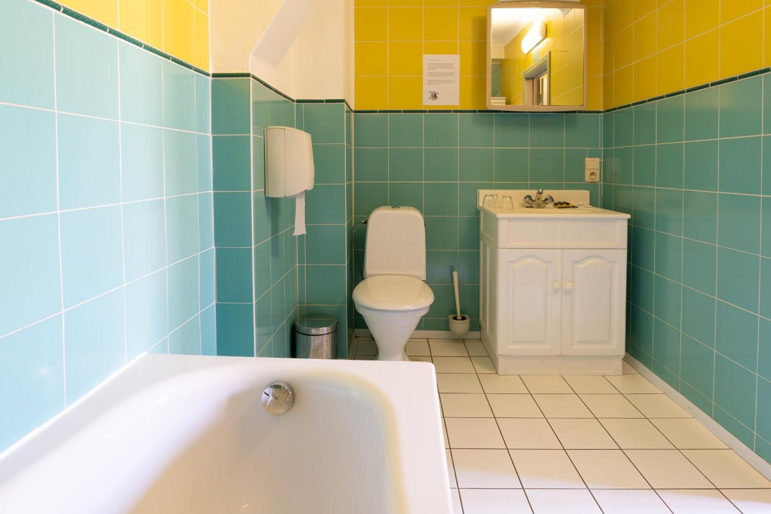 Triple Room With Bathroom photo 2