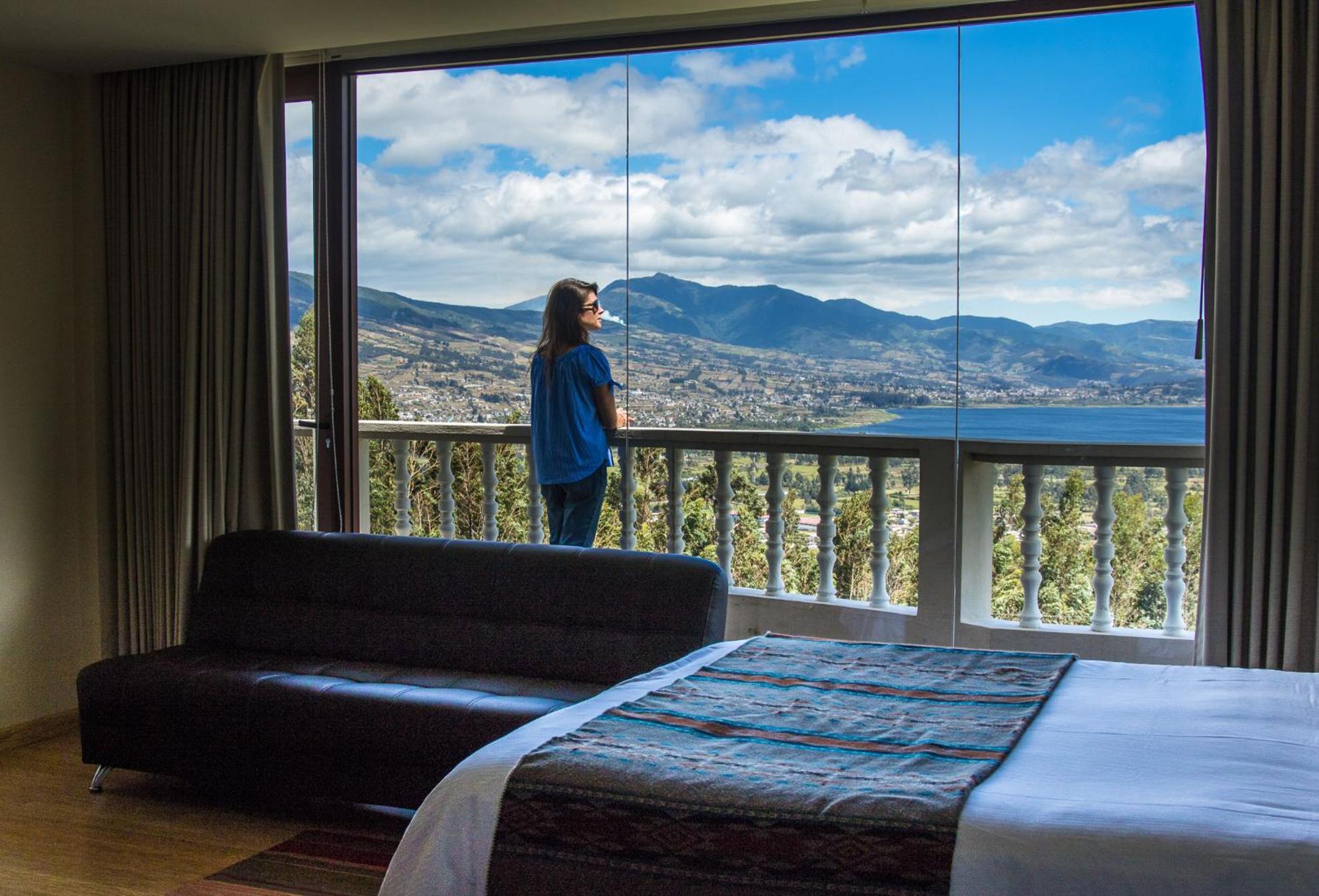King Room with Balcony photo 2