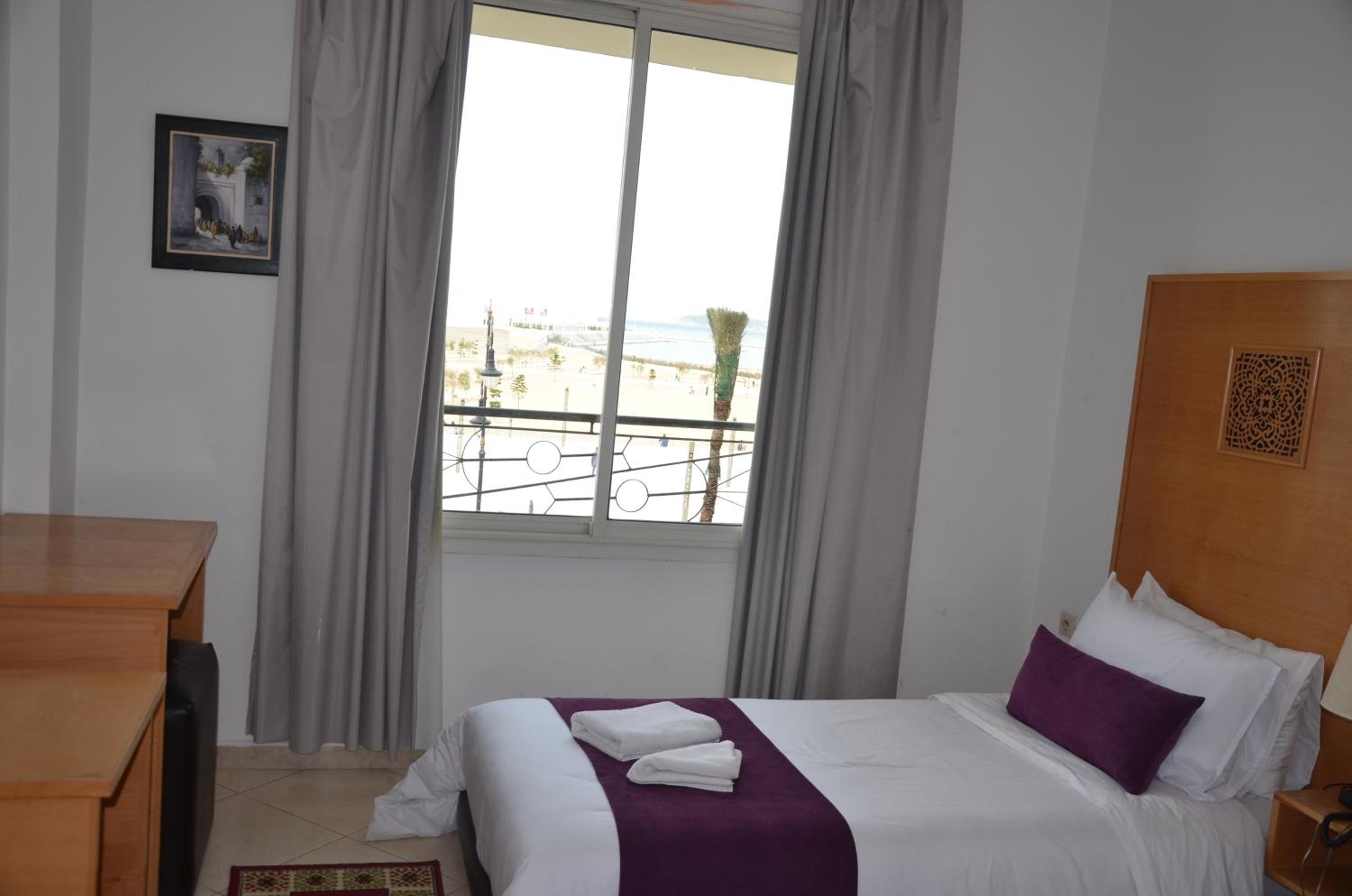 Queen Room with Sea View