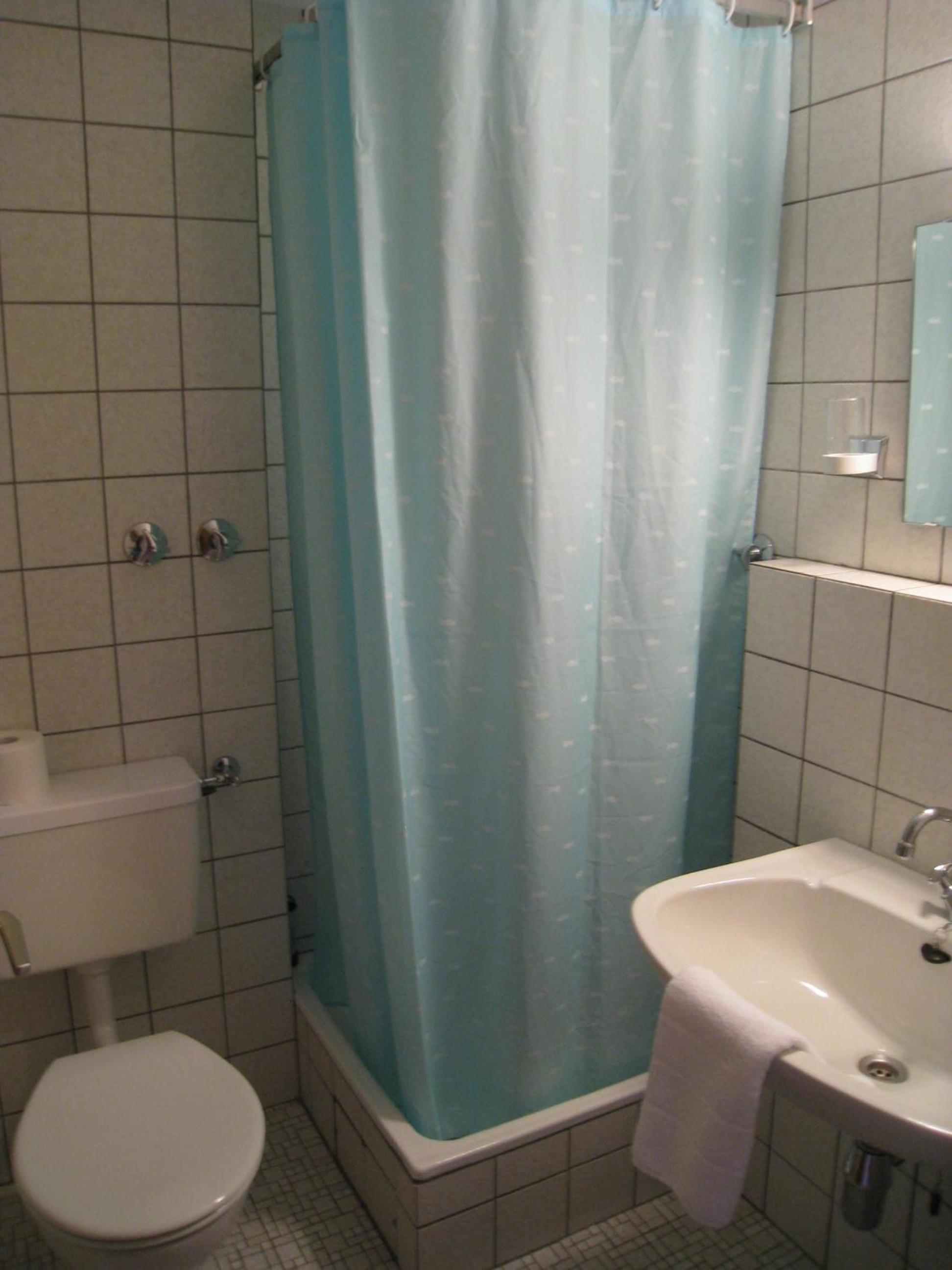 Single Room photo 2