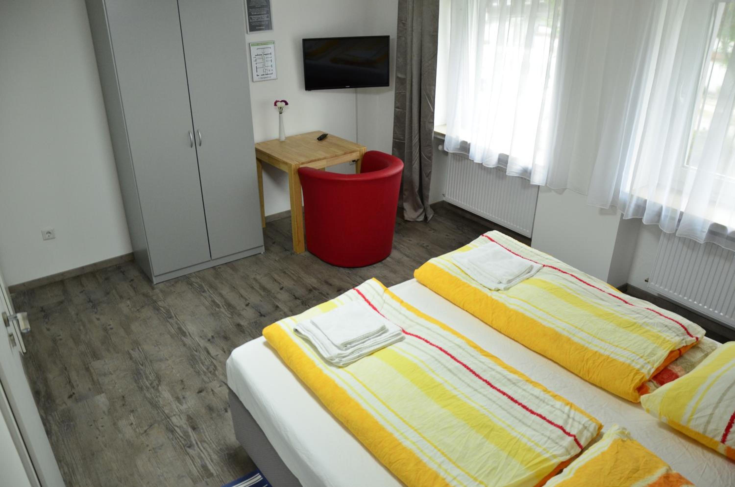 Double Room - Photo 6