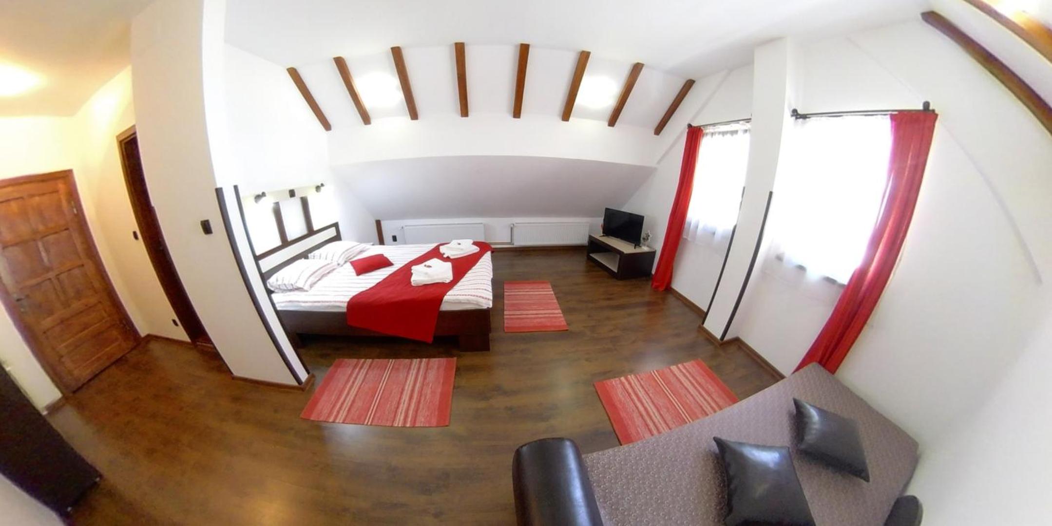 Three-Bedroom Apartment - Photo 13