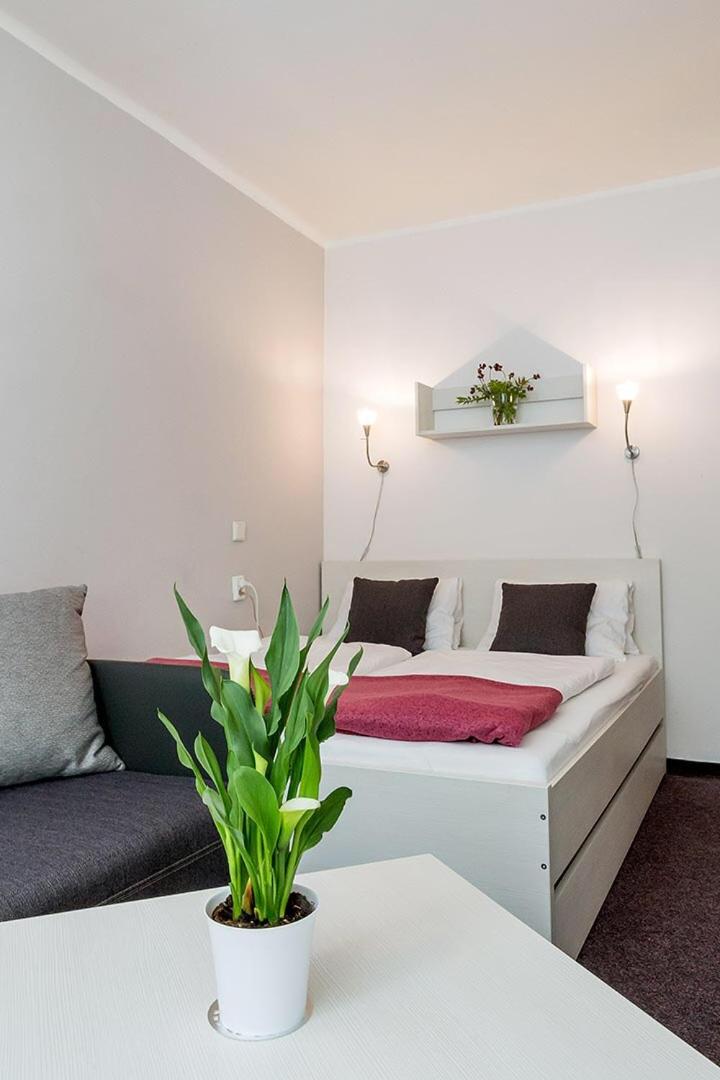 Double Room With Two Extra Beds photo 2