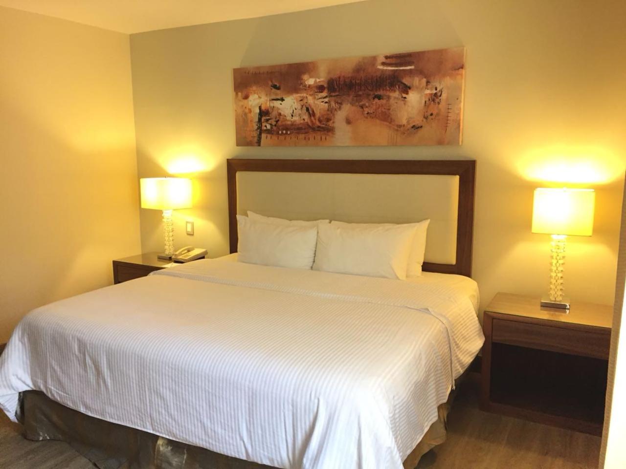 Superior King Room photo 2
