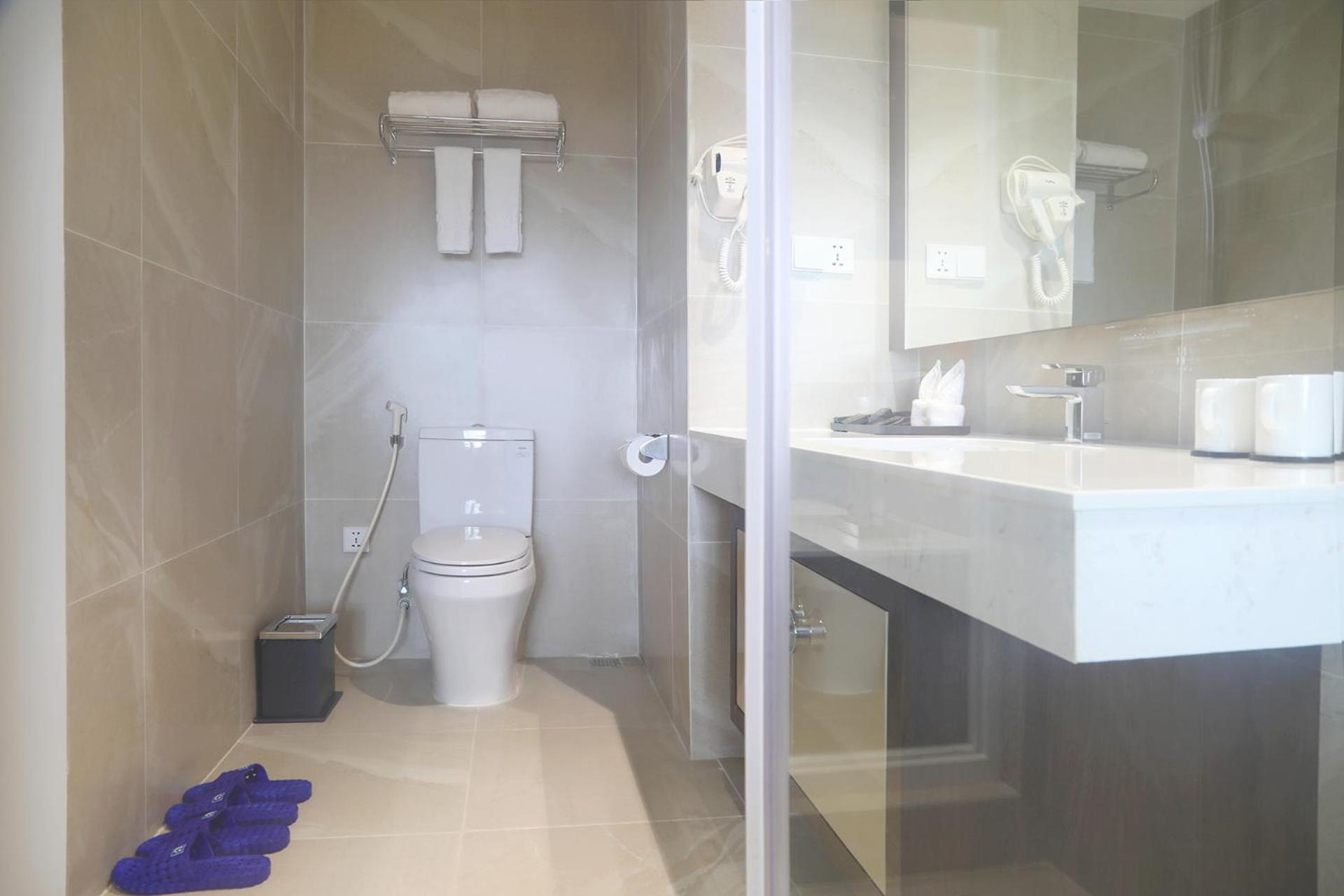 Deluxe Twin Room photo 2