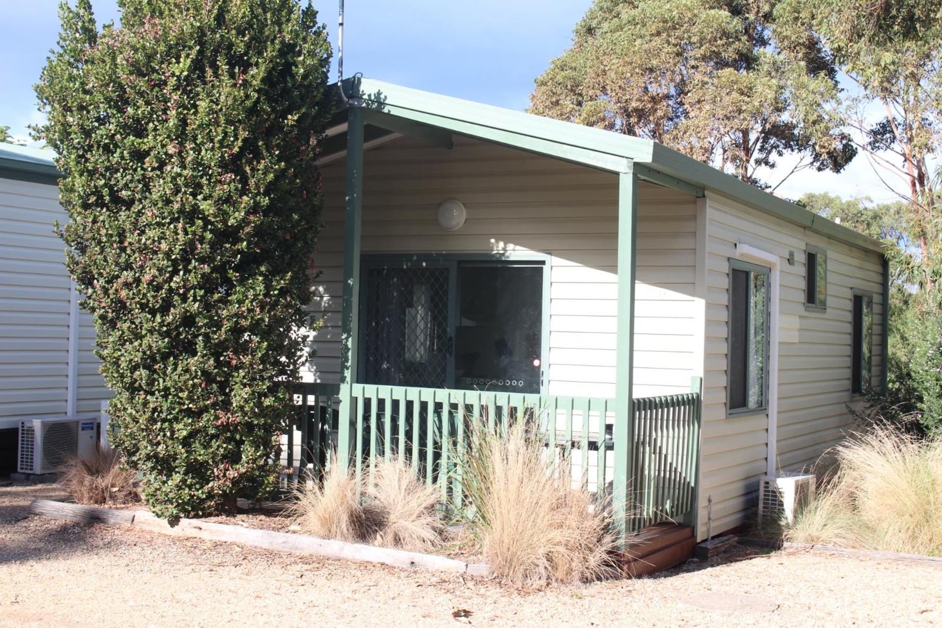Two Bedroom Cabin -1 photo 3