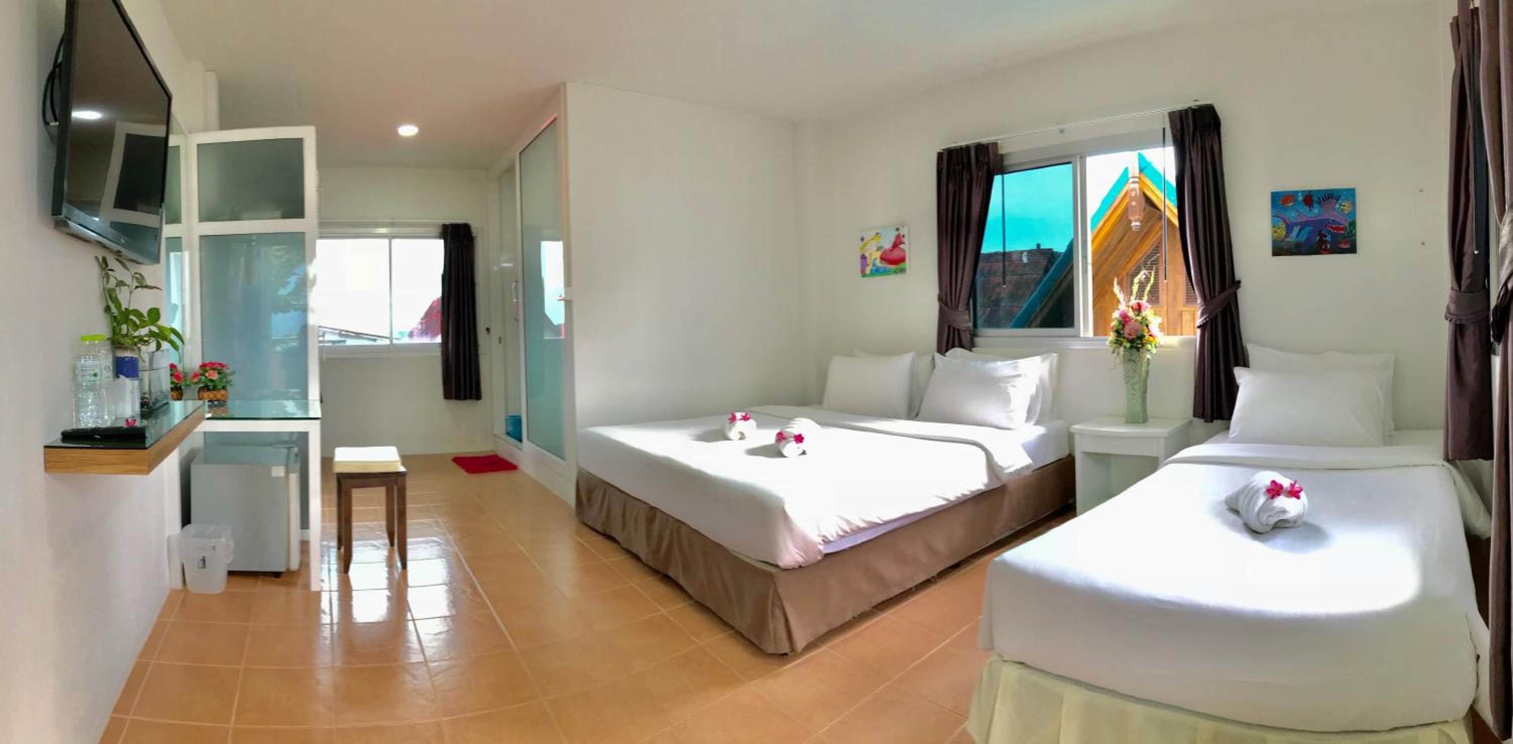 Deluxe Triple Room photo 2