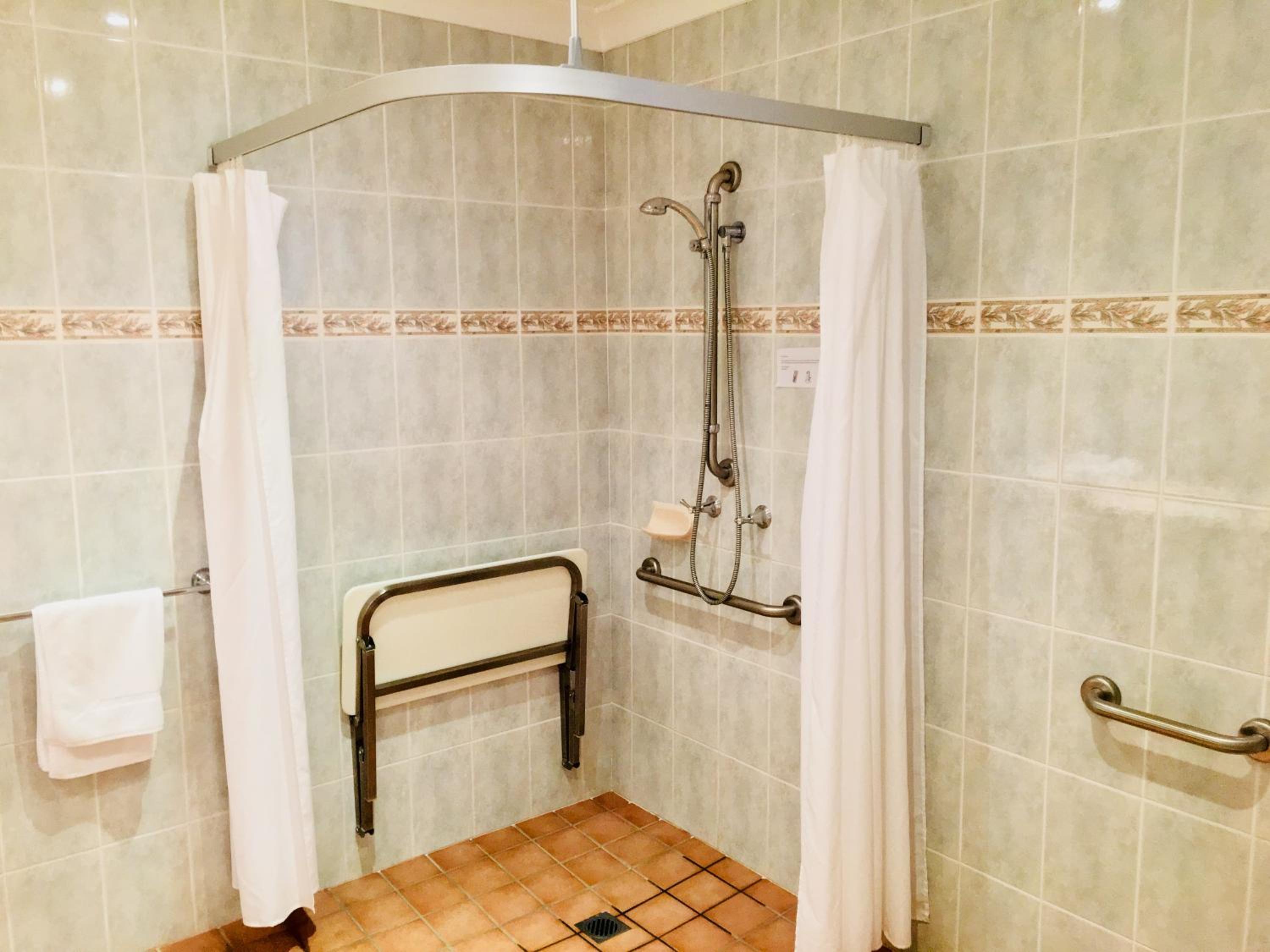 Deluxe Queen Room photo 2