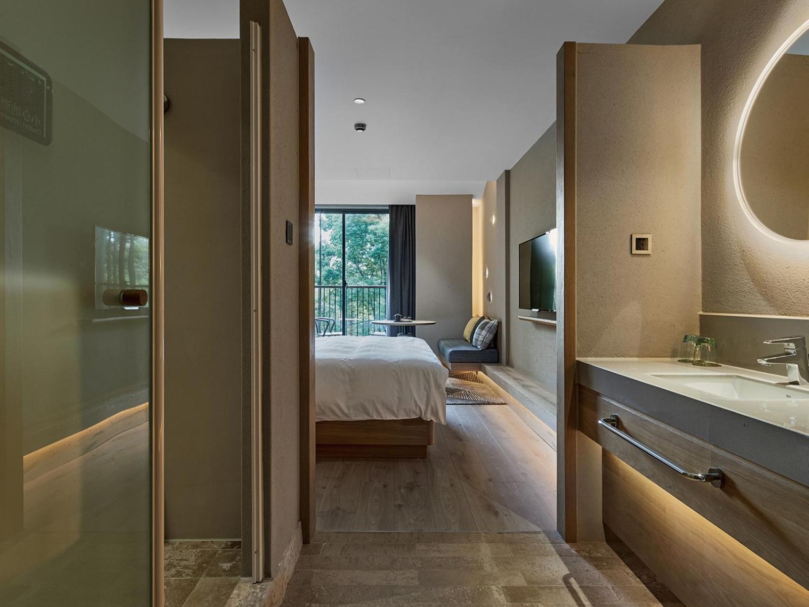 Double Room with Balcony photo 3