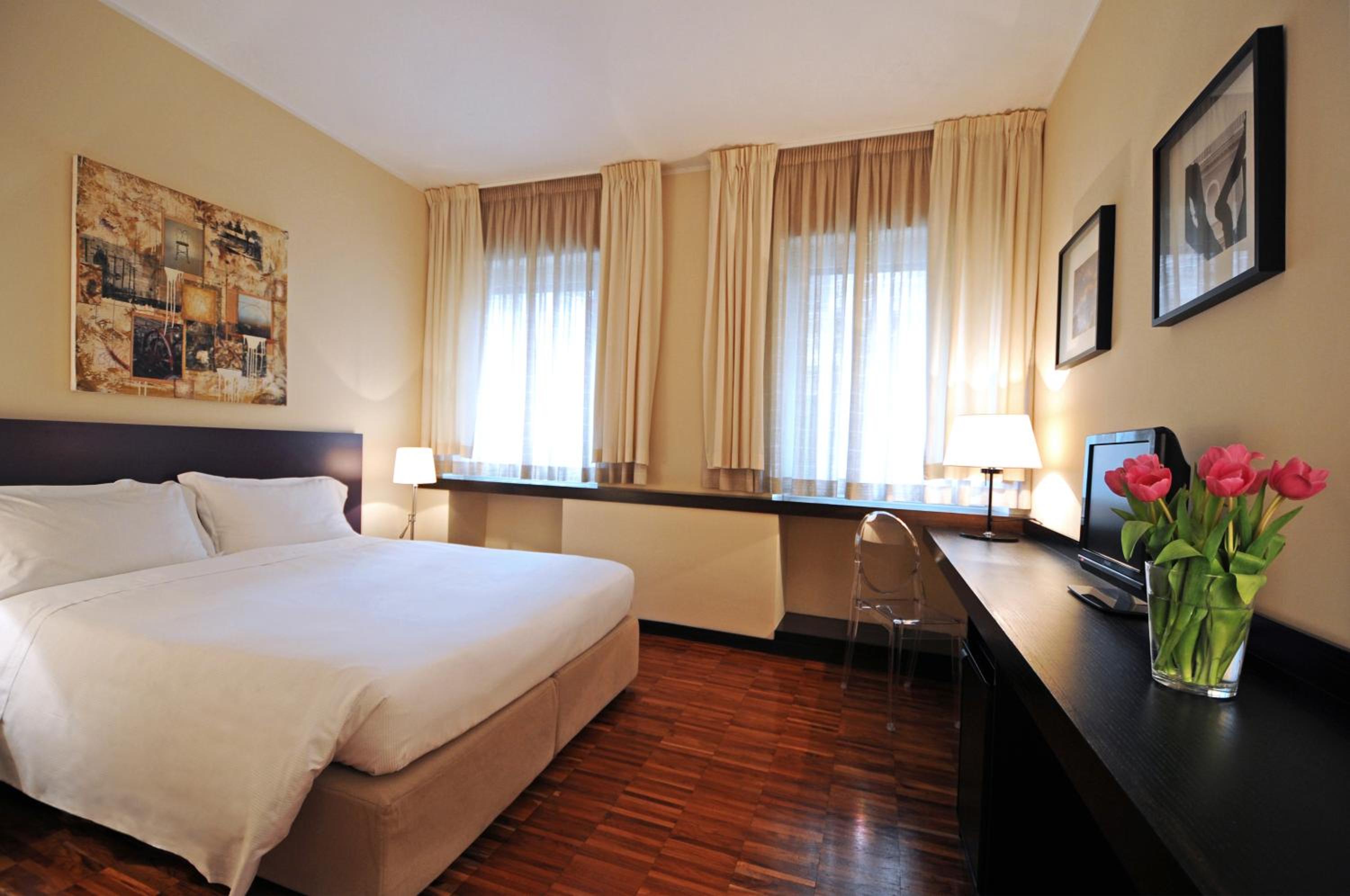 Superior Double or Twin Room photo 3