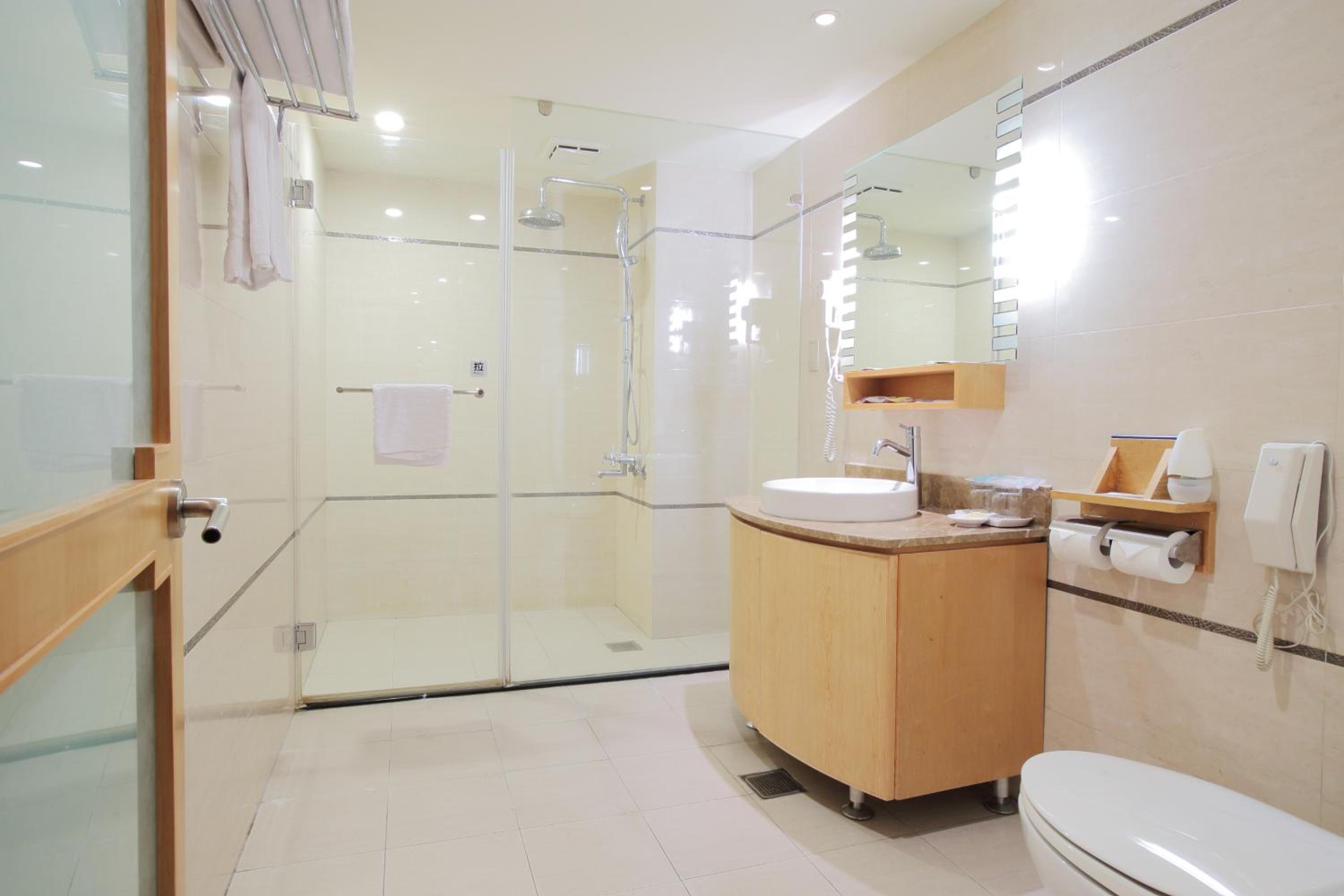 Classic Double Room (no parking) photo 2
