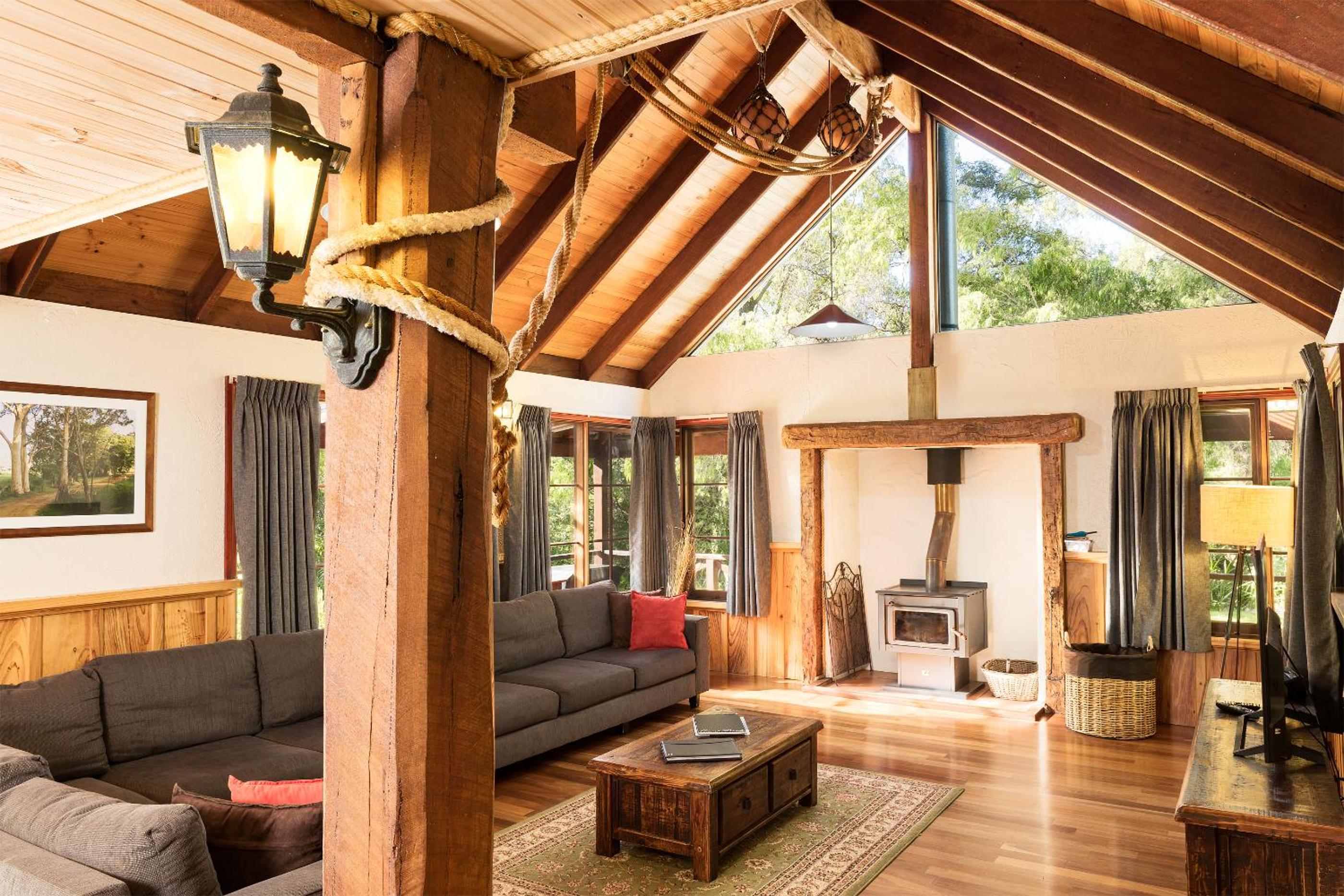 Endeavor Three-Bedroom Cottage photo 2