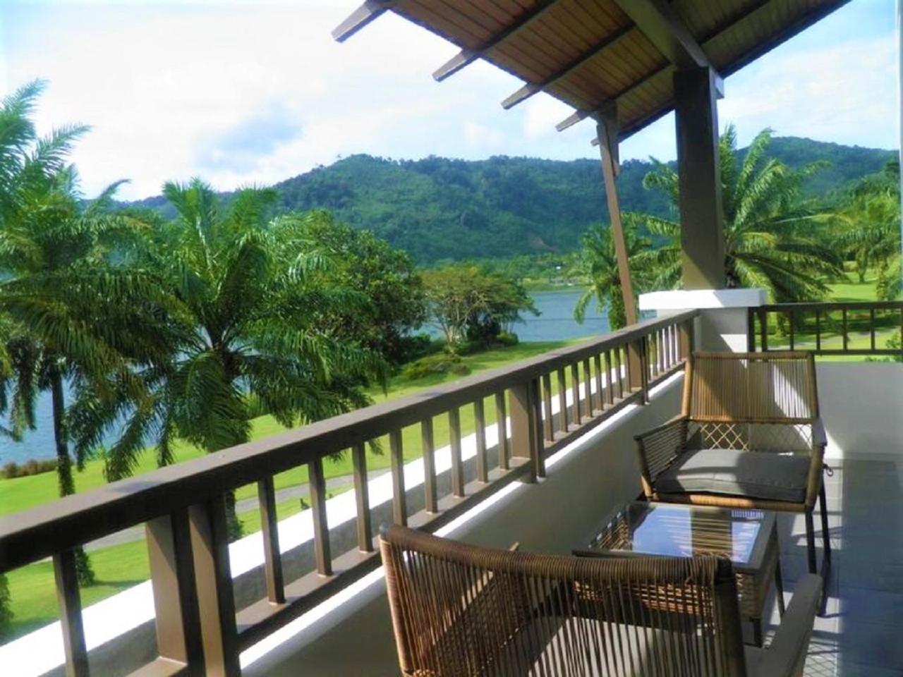 Two-Bedroom Suite with Golf View - Photo 5