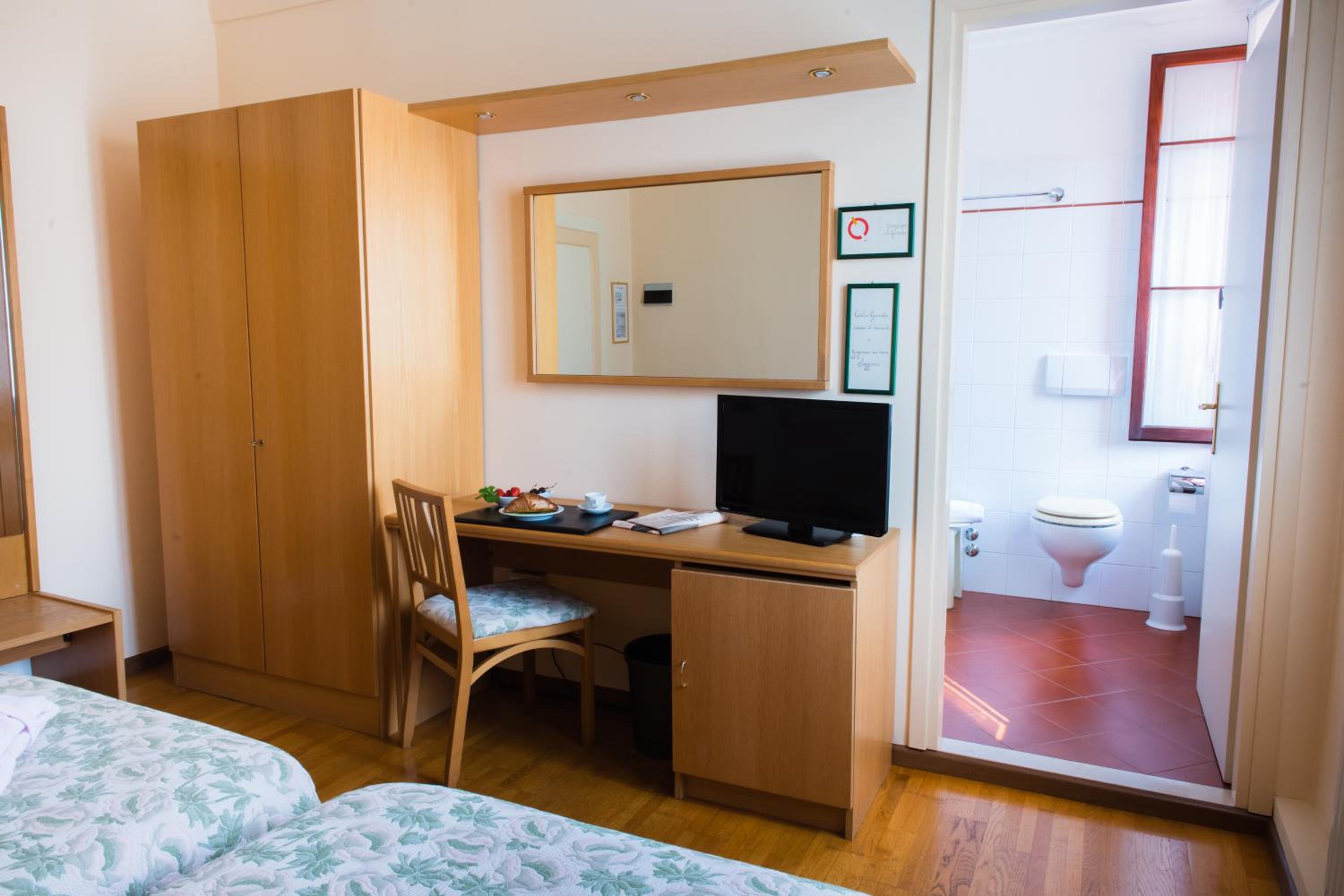 Standard Queen Room with Two Queen Beds