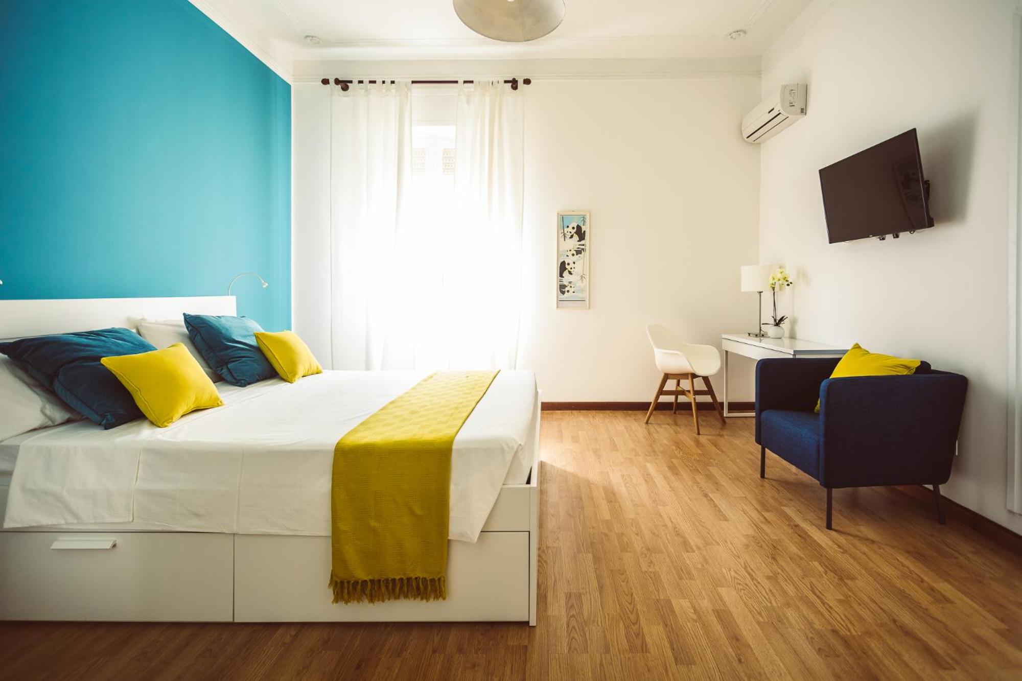 Deluxe Suite with Spa Bath