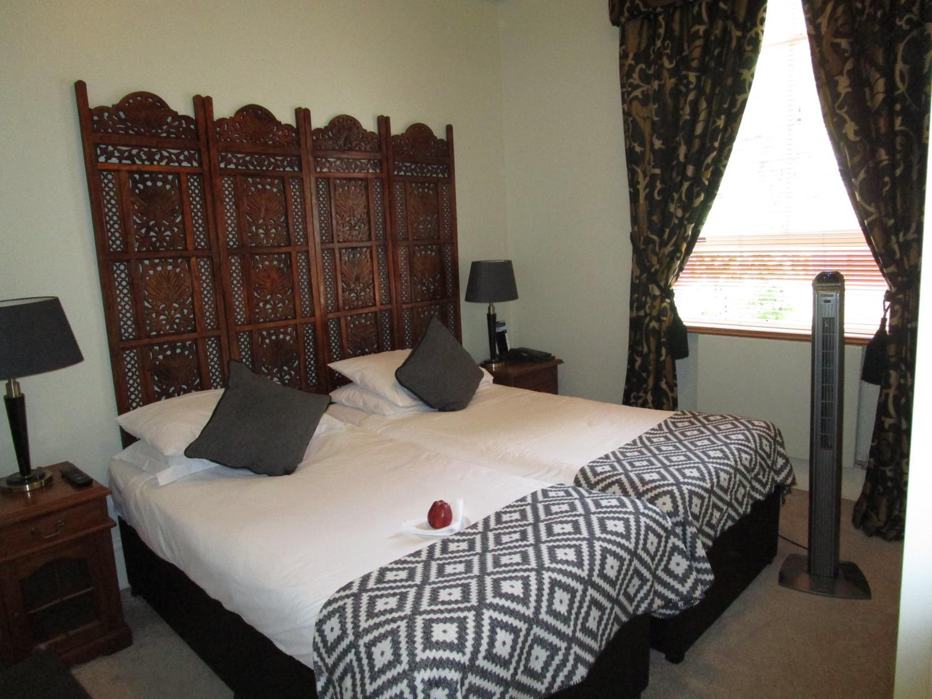 Luxury Twin Room