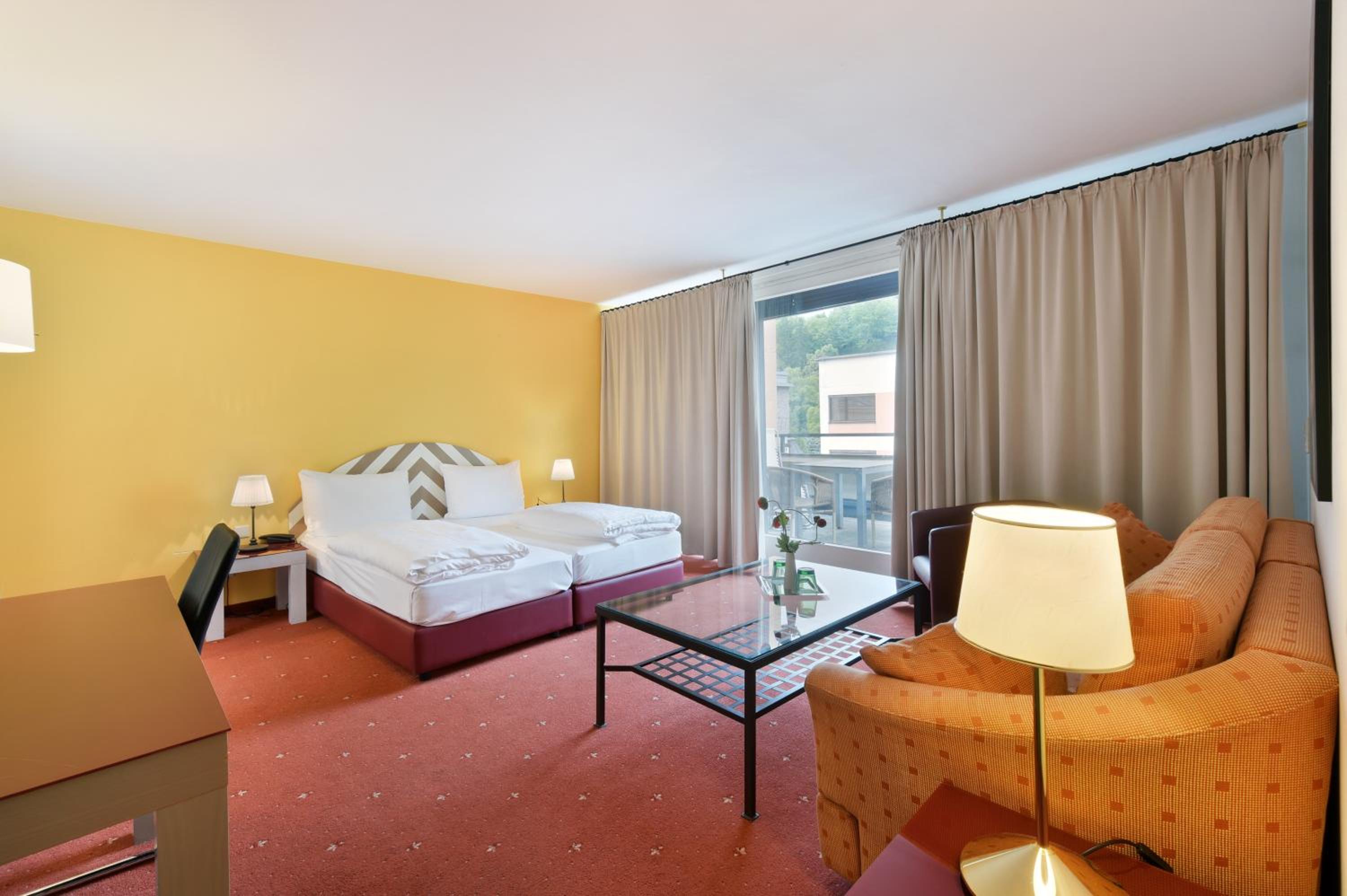 Junior Suite with Balcony photo 2