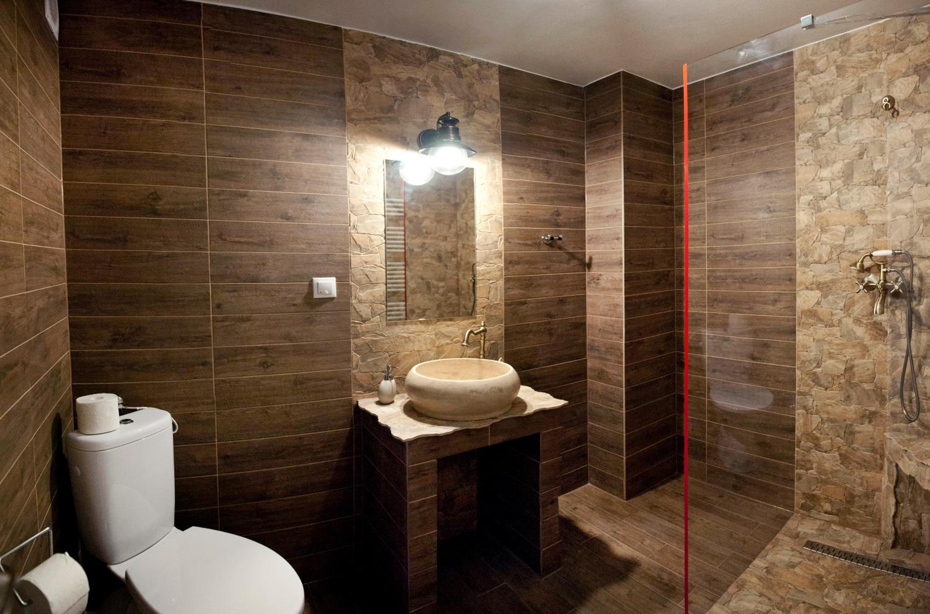 Studio Apartment - Photo 2