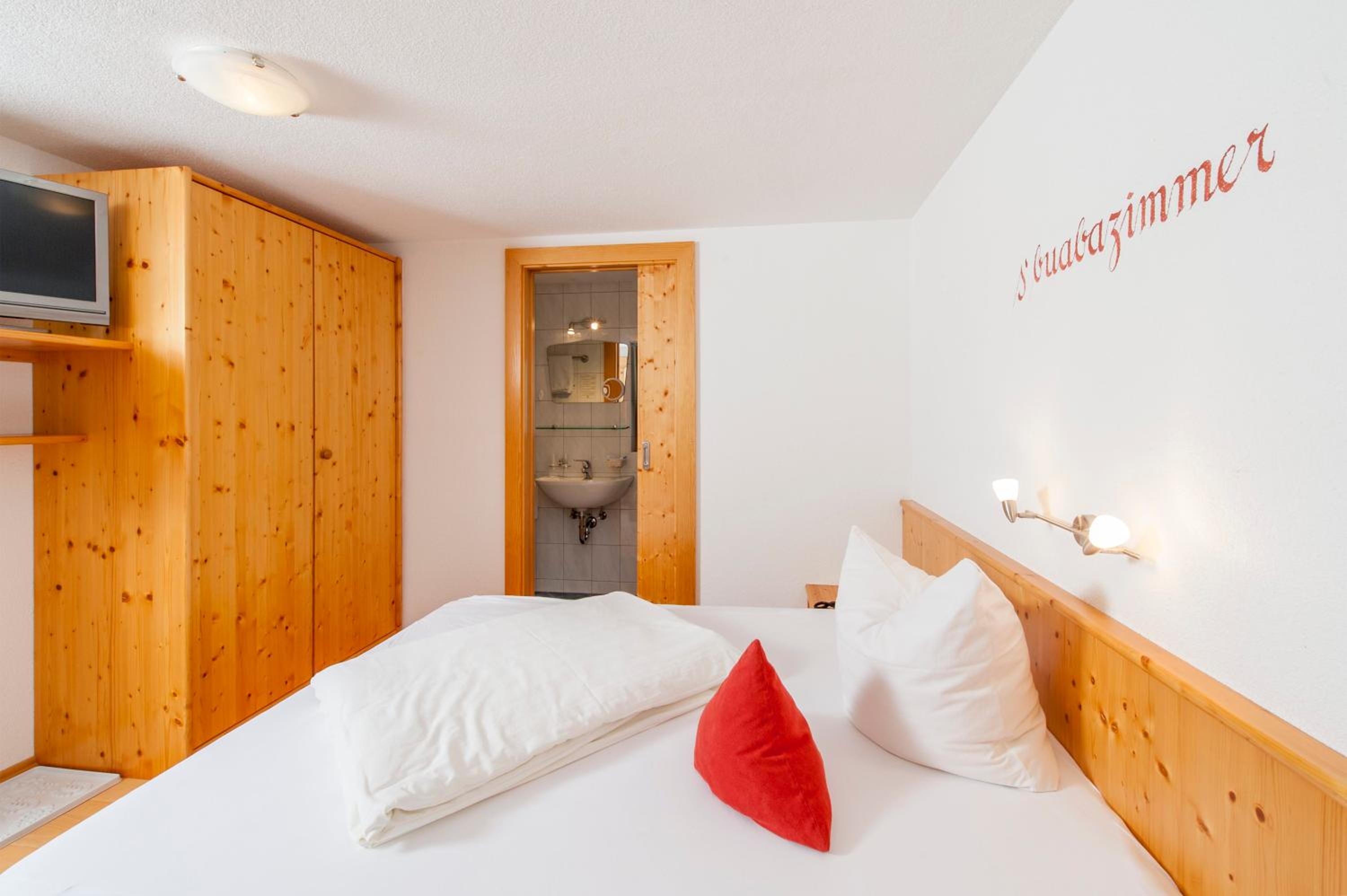 Single Room with Mountain View photo 1