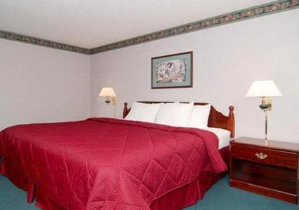 King Room - Non-Smoking - Photo 1