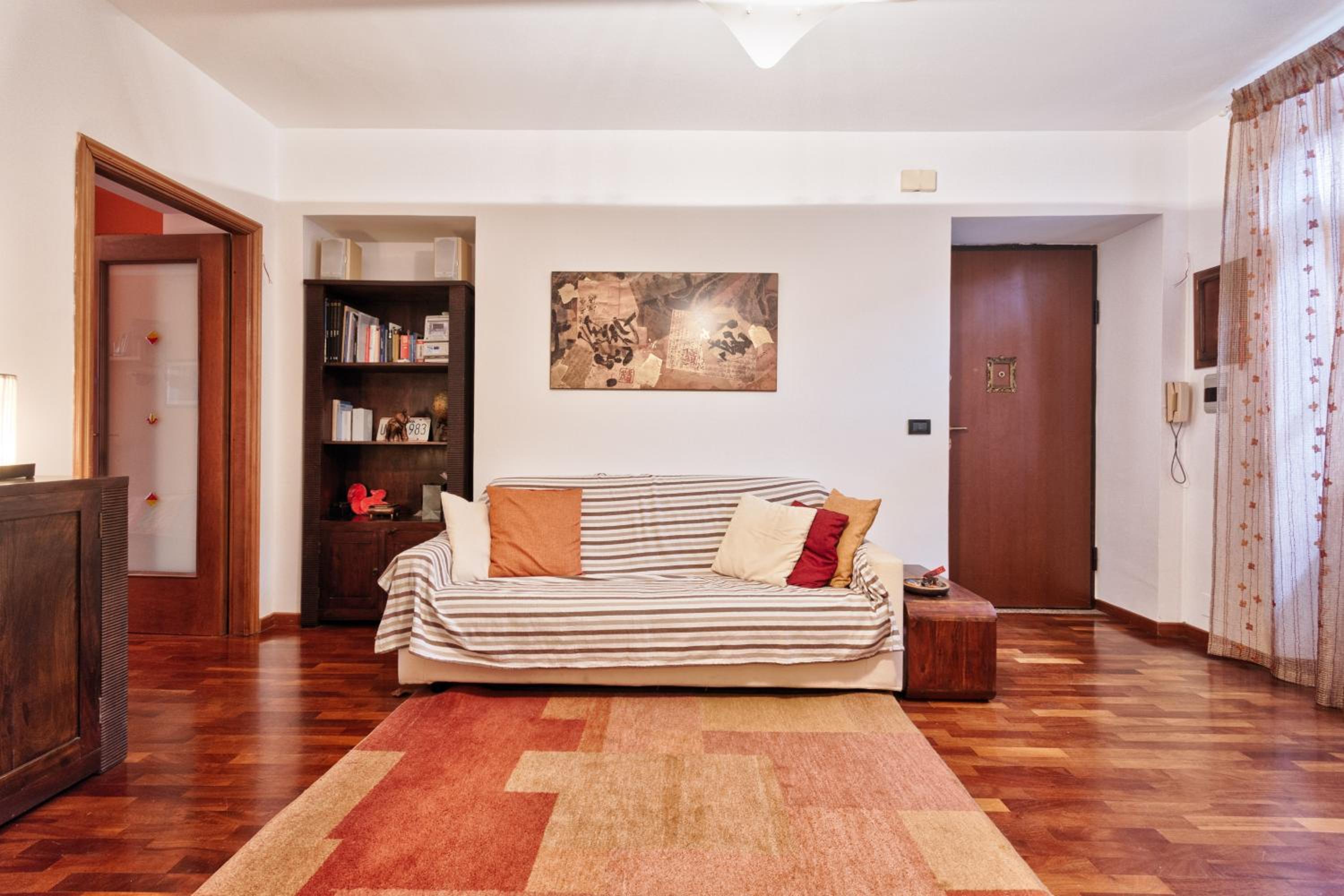 Apartment - Photo 20