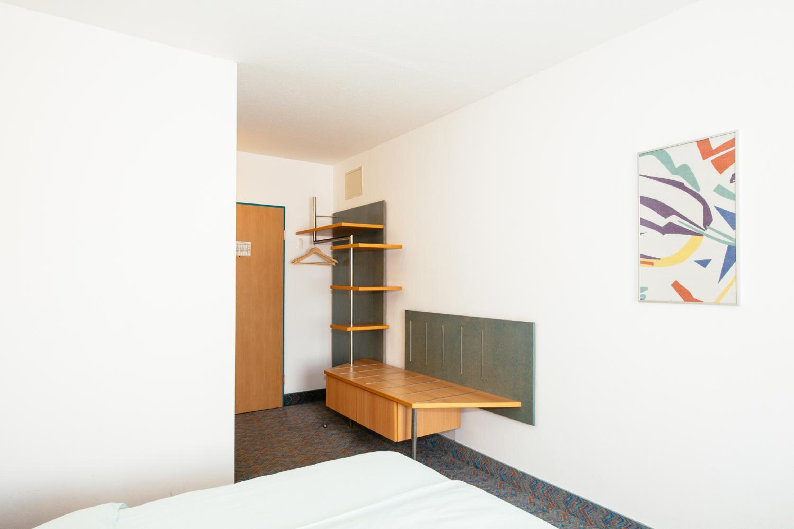 Single Room photo 2