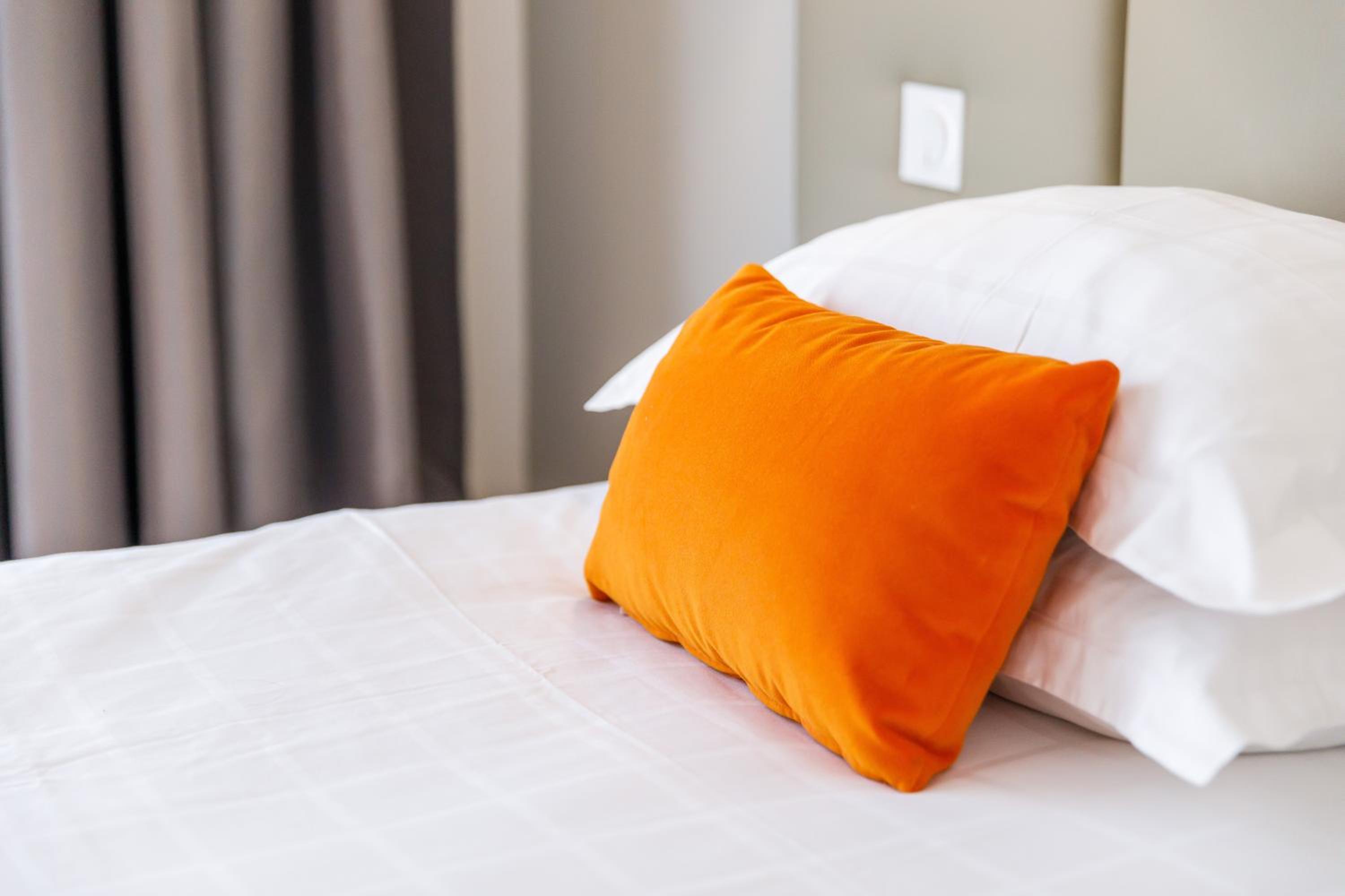 Classic Double Room - with 1h free Swimming Pool  - Photo 4