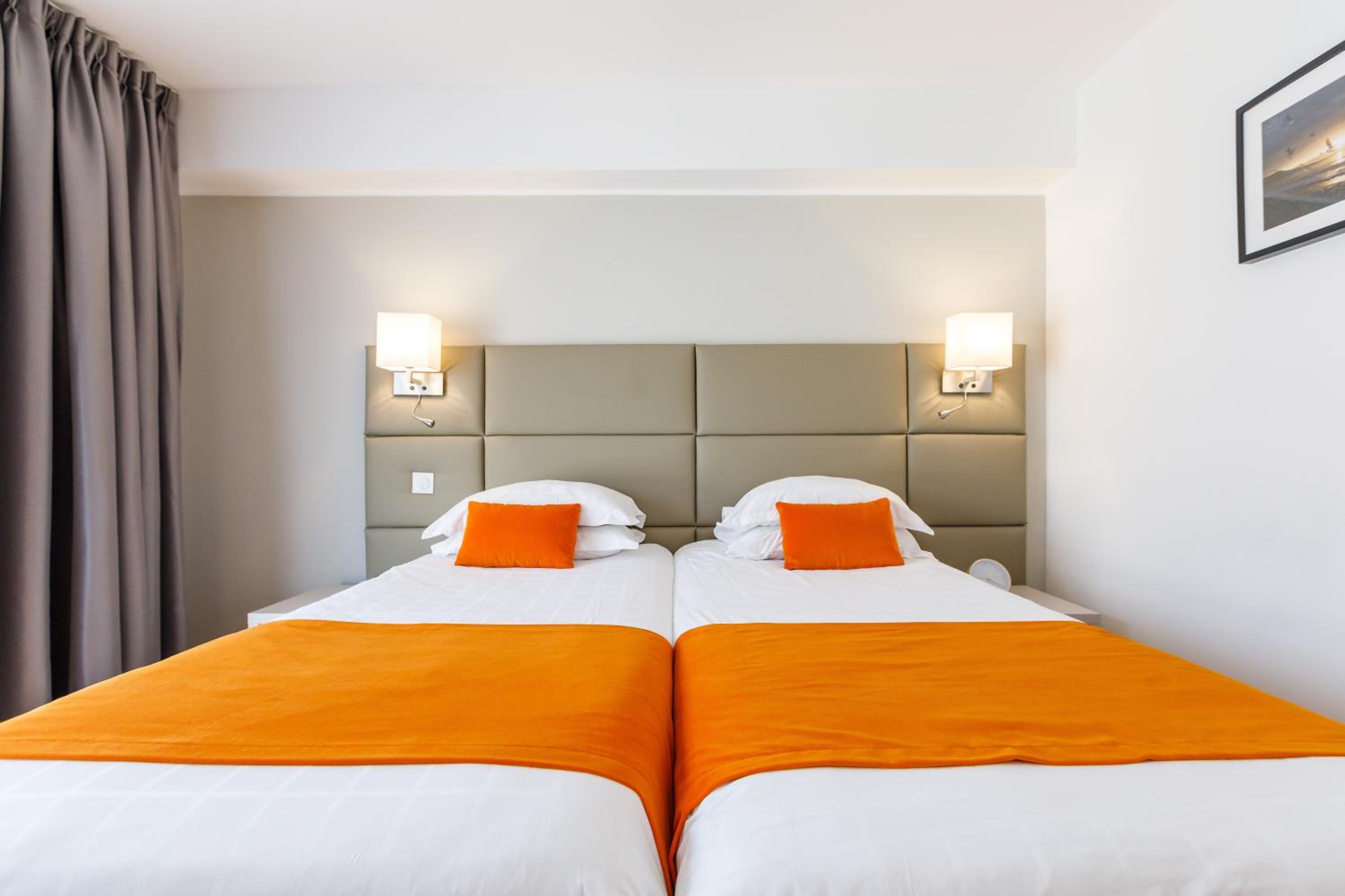 Classic Double Room - with 1h free Swimming Pool  - Photo 1
