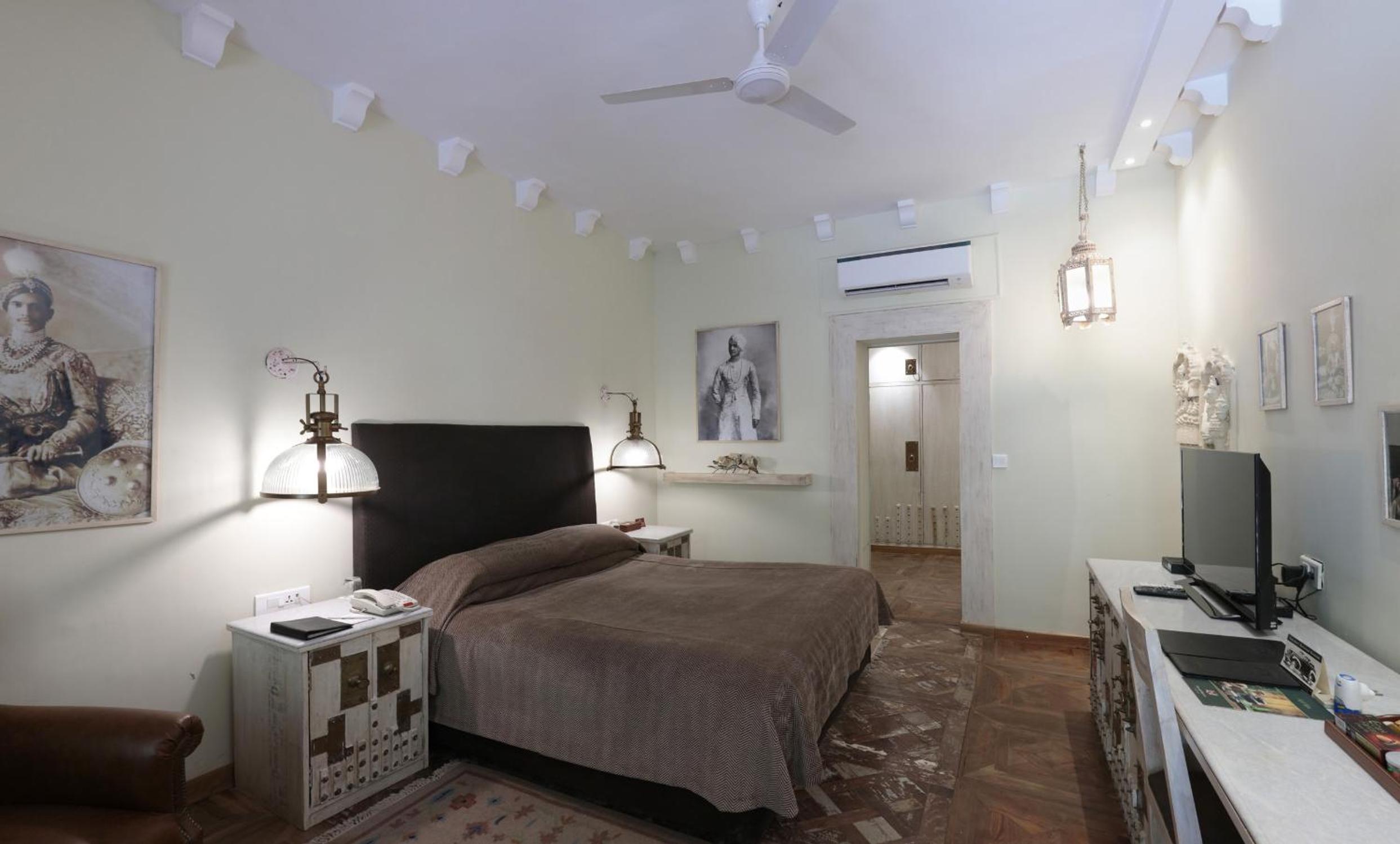 Deluxe Room - Photo 1