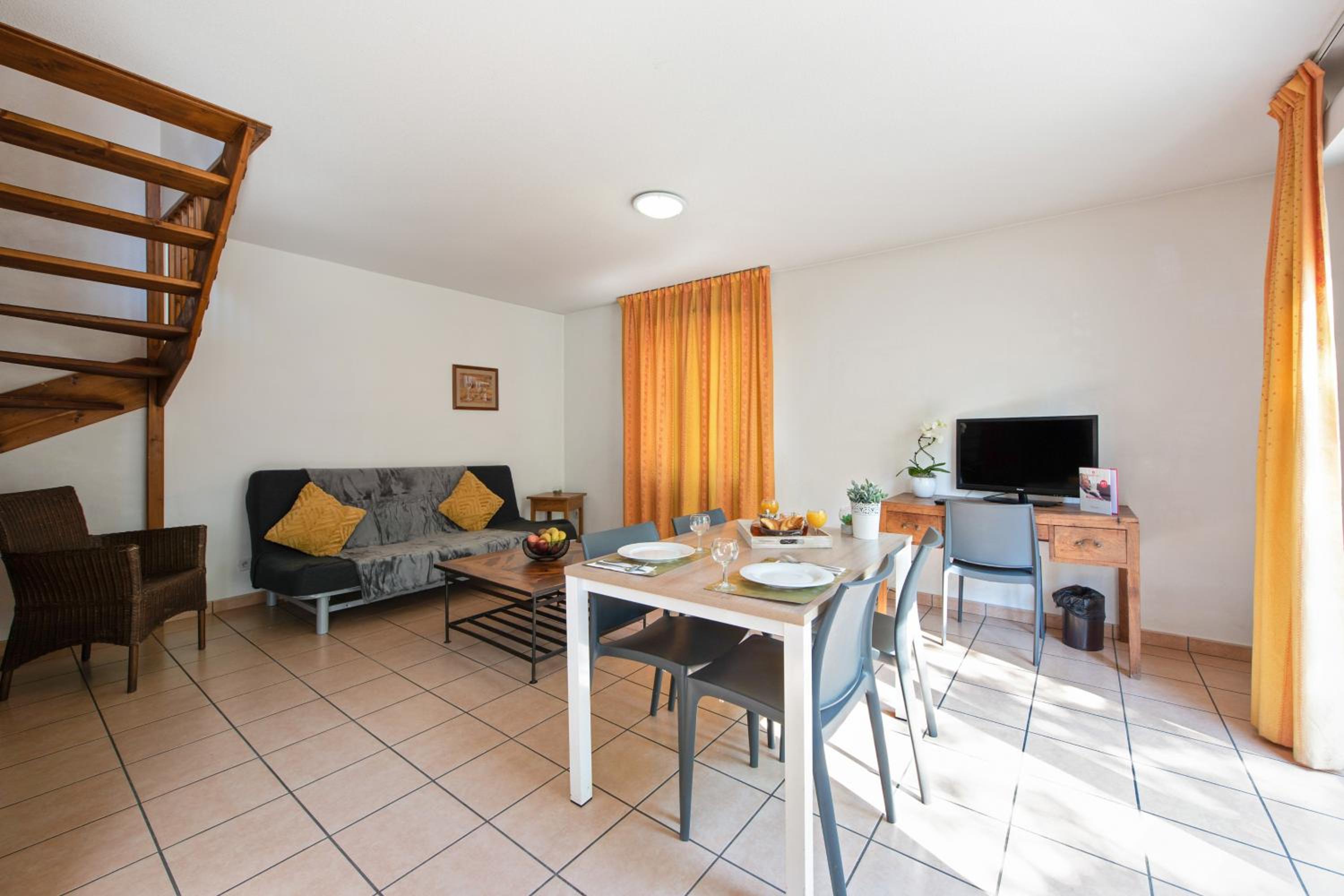 Two Bedroom Apartment  - Photo 5