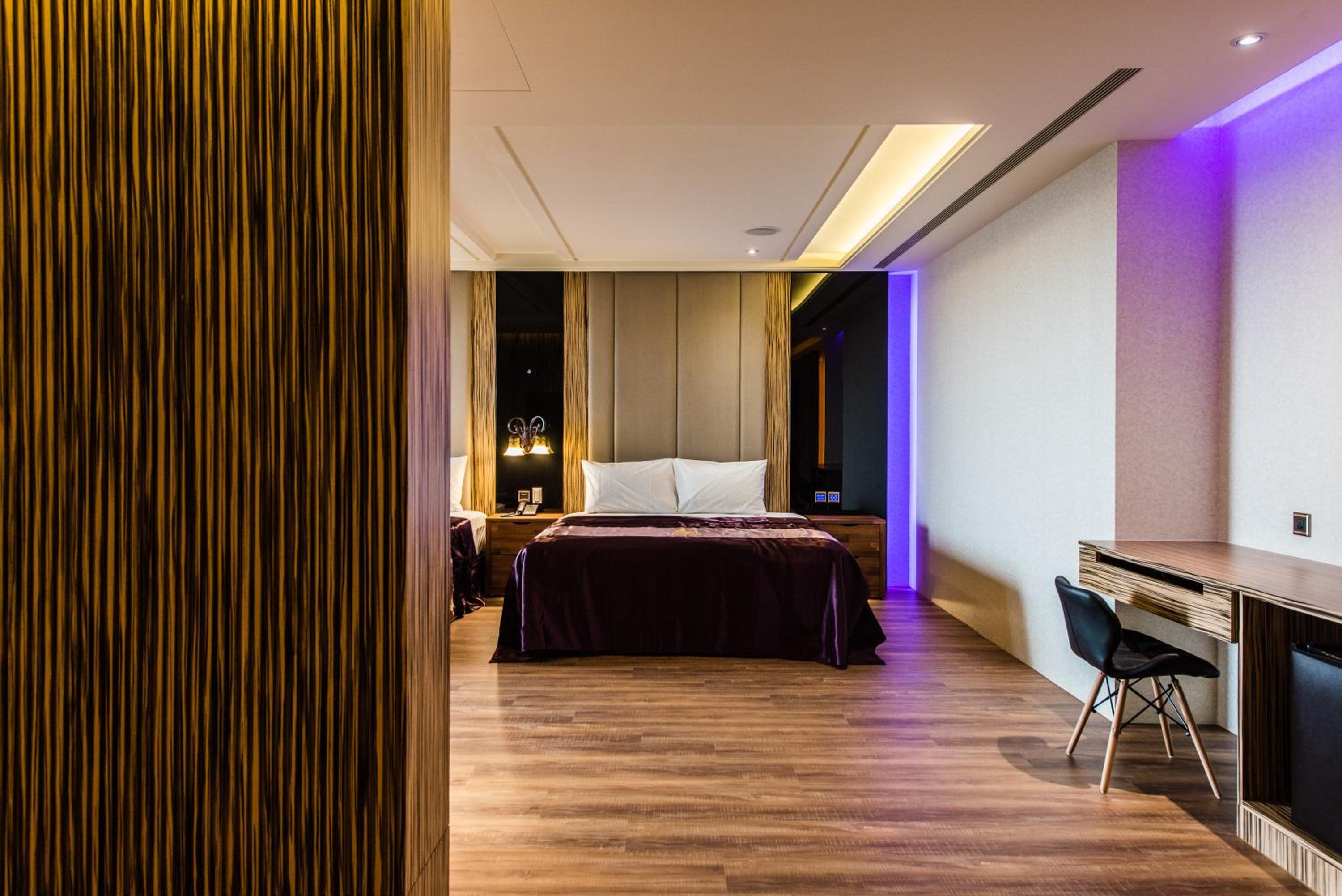 Premium Quadruple Room