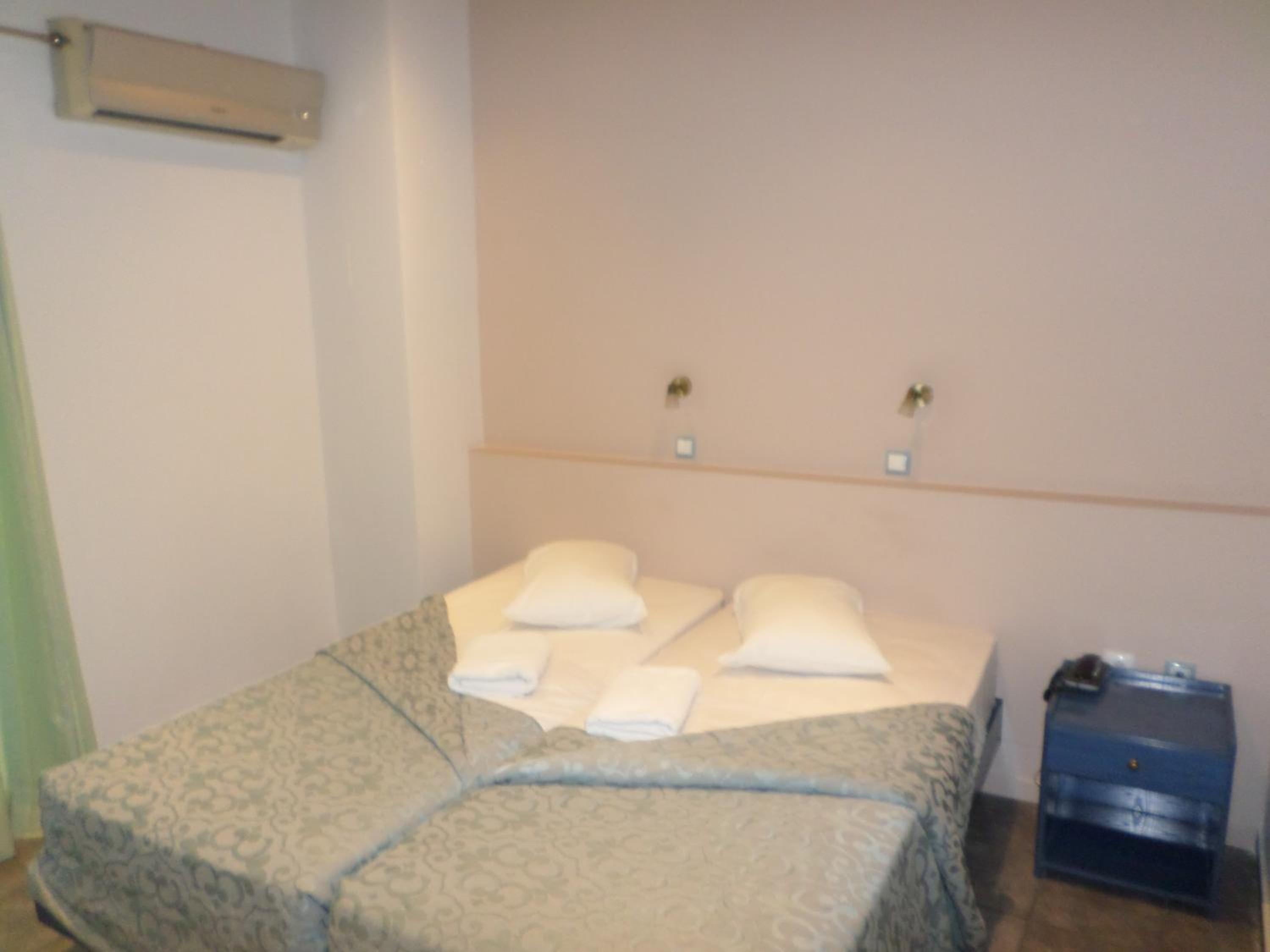 Double or Twin Room photo 2