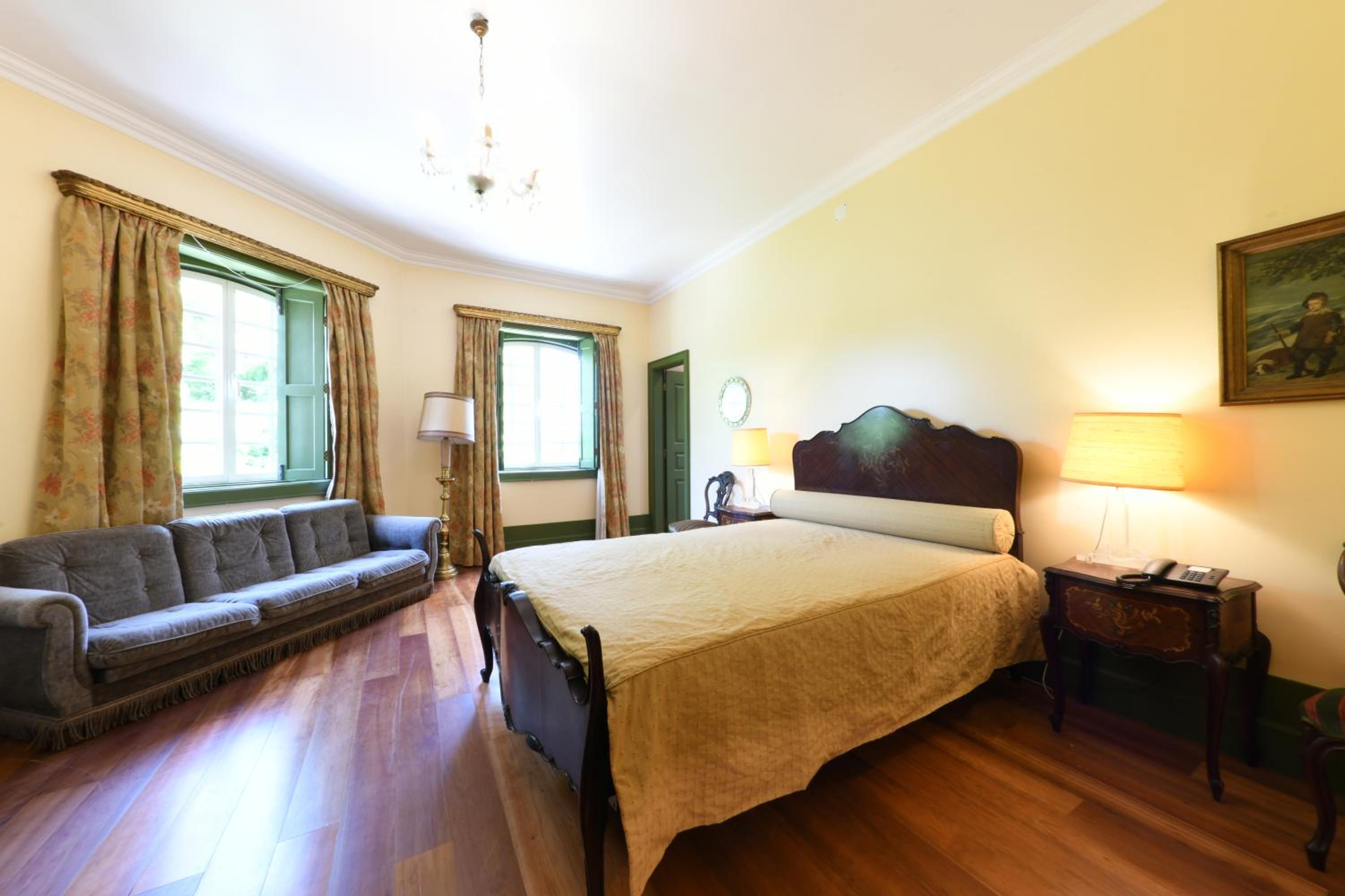 Villa photo 1