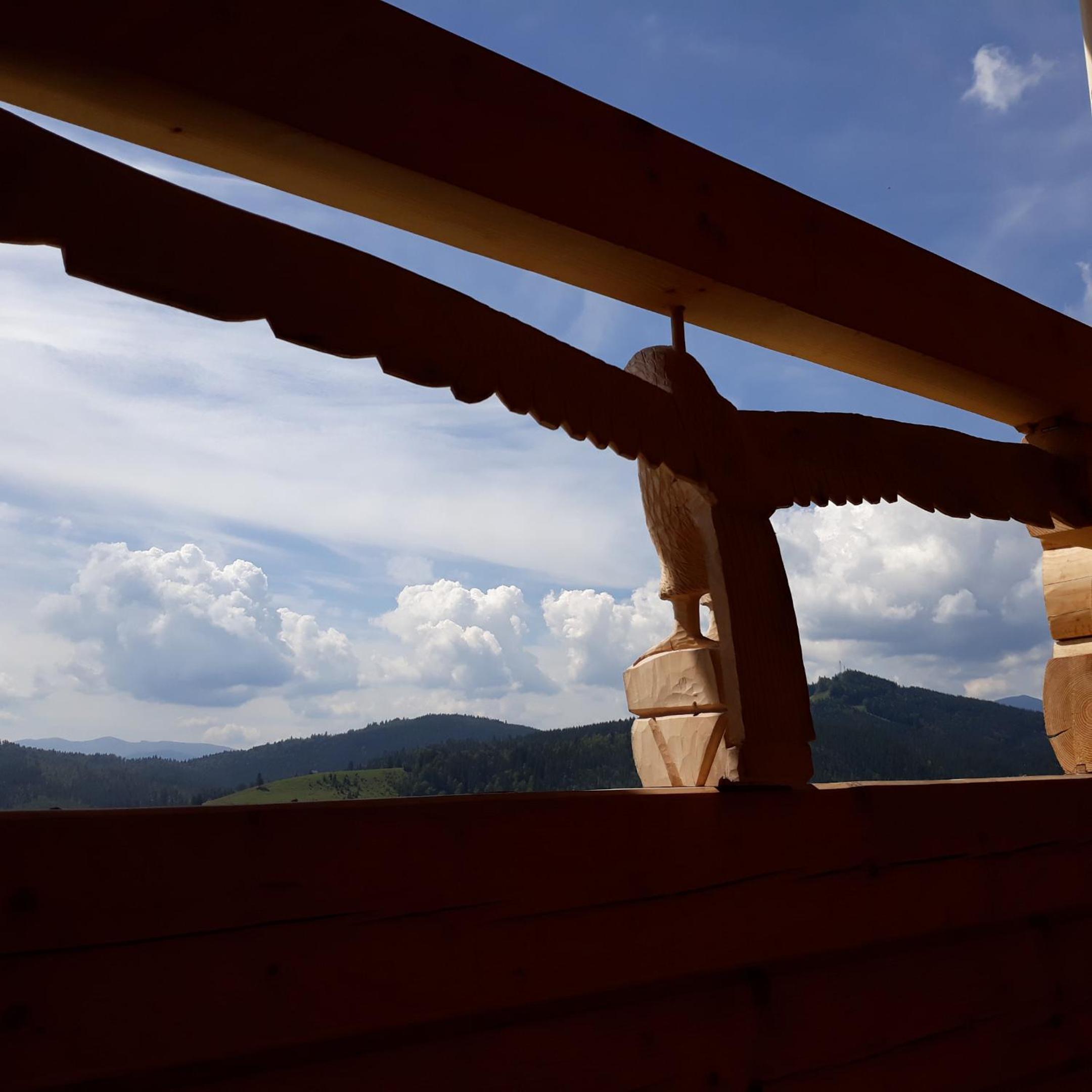 Deluxe Room with Panoramic Mountain View photo 2