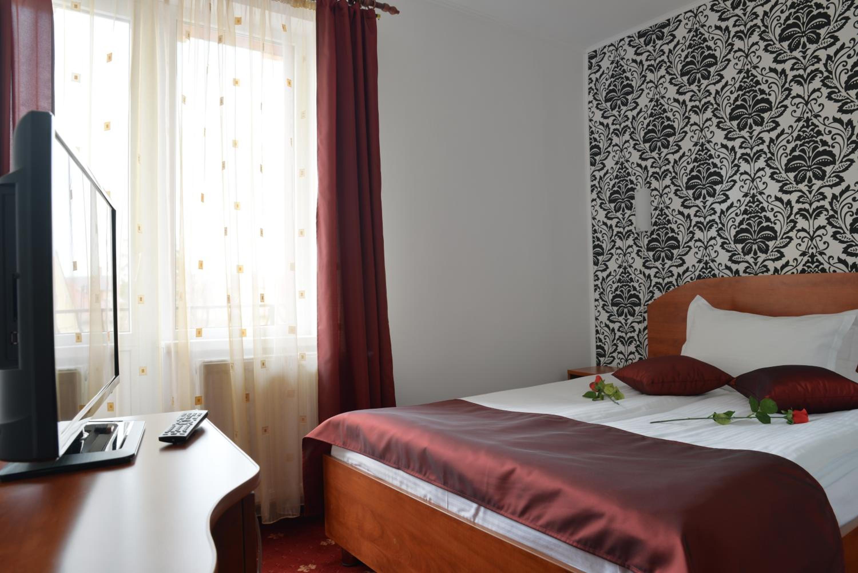 Standard Double Room - Photo 1