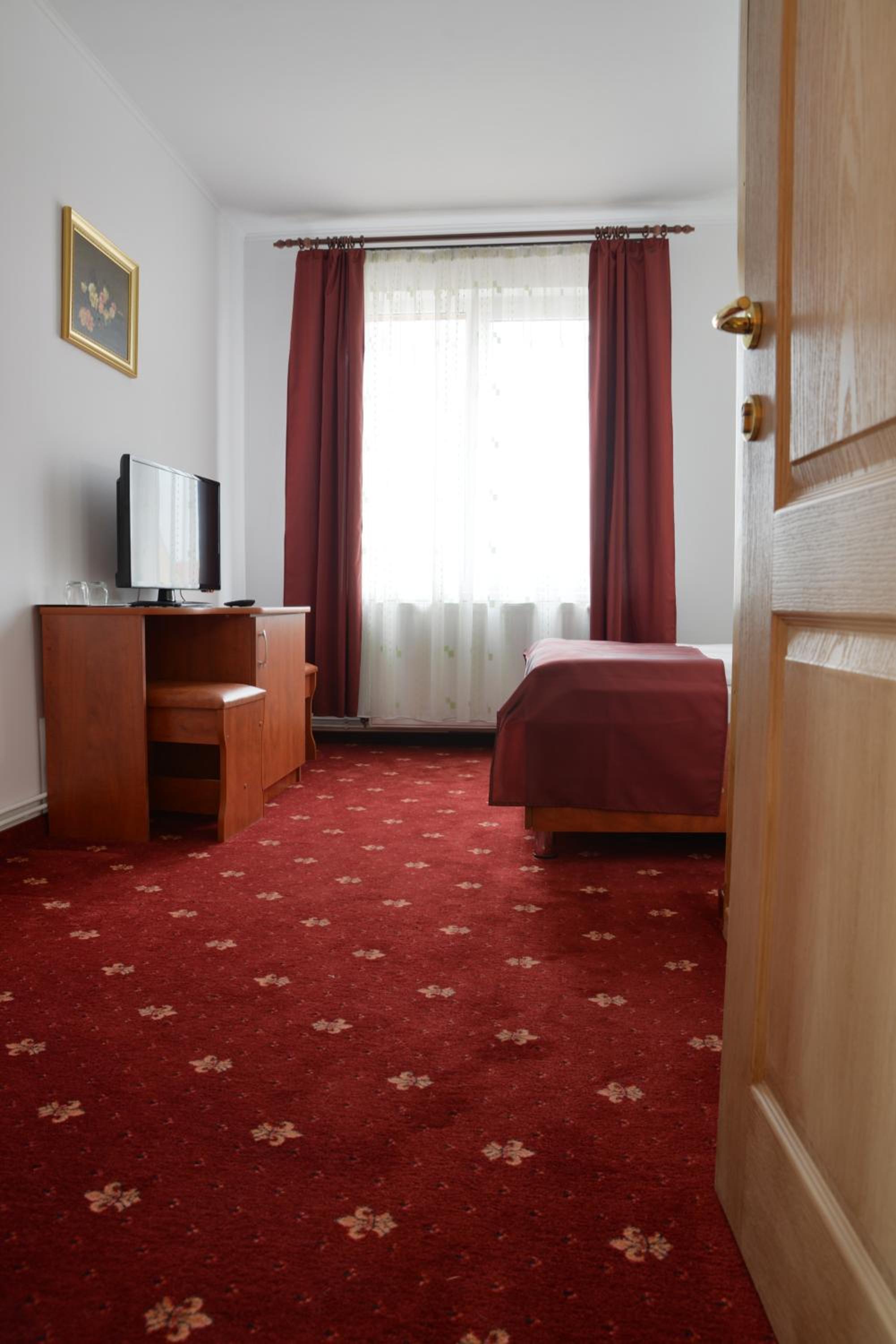 Standard Double Room - Photo 3