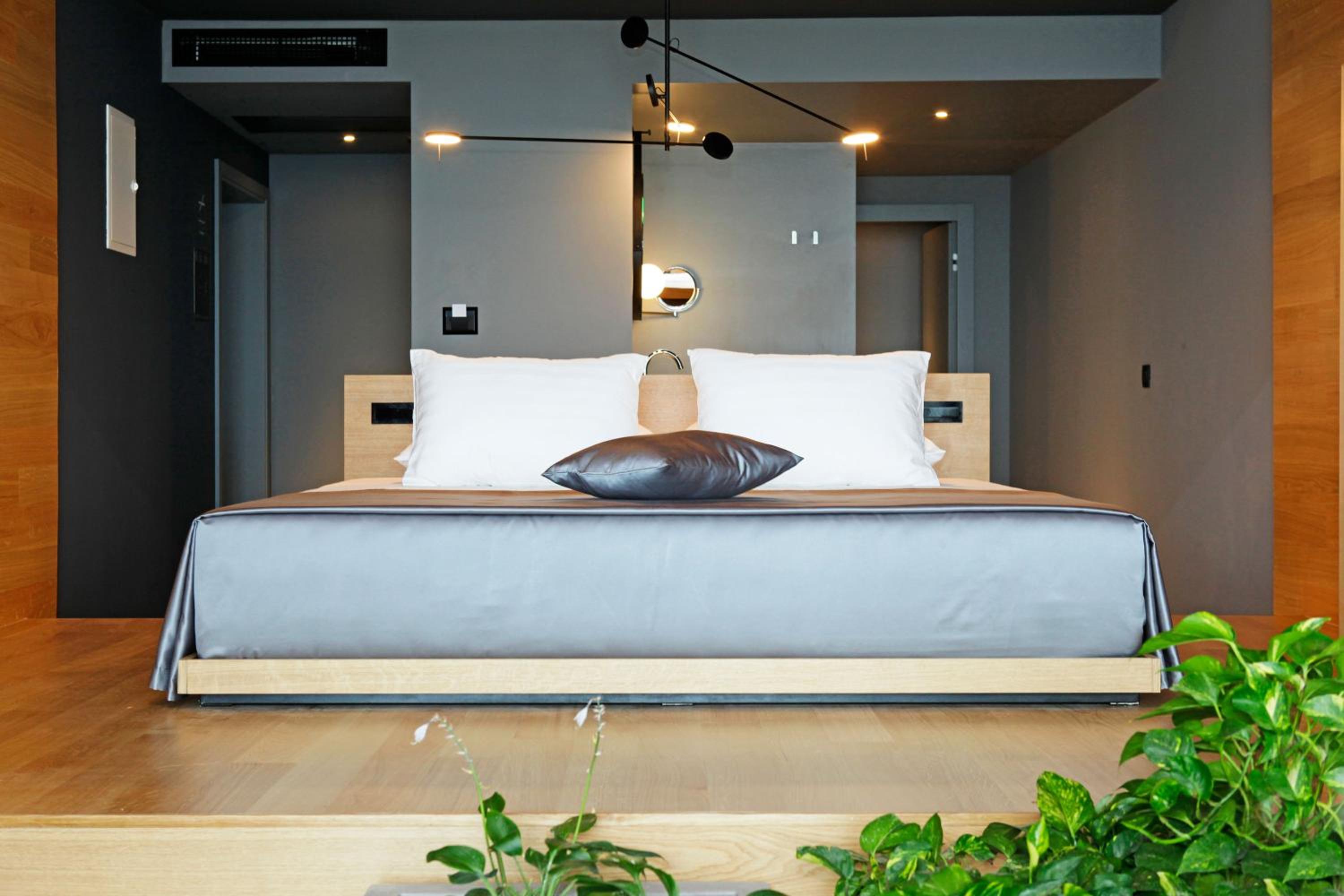 Deluxe Double Room with Sea View and Balcony photo 2