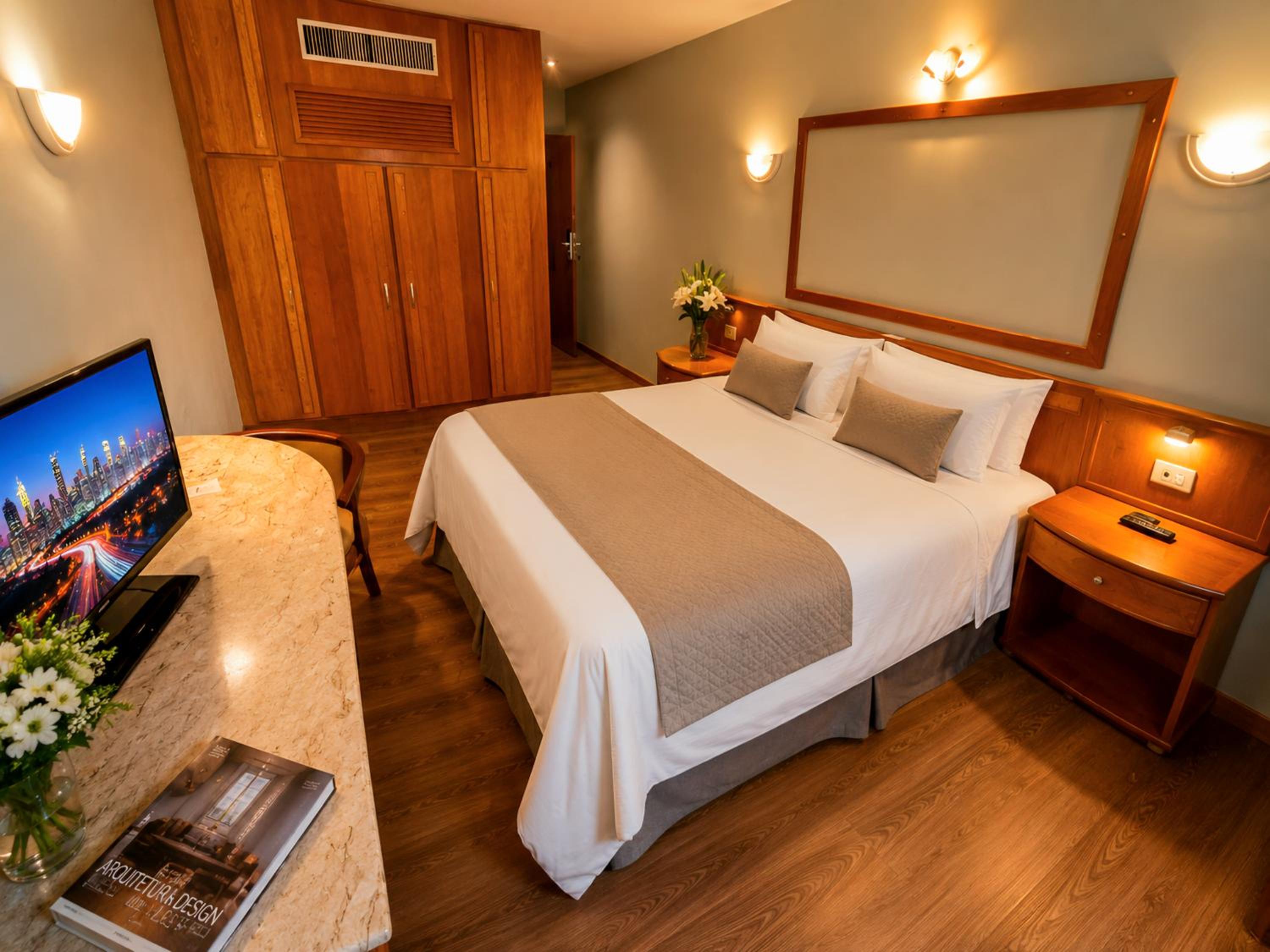 Superior Queen Room