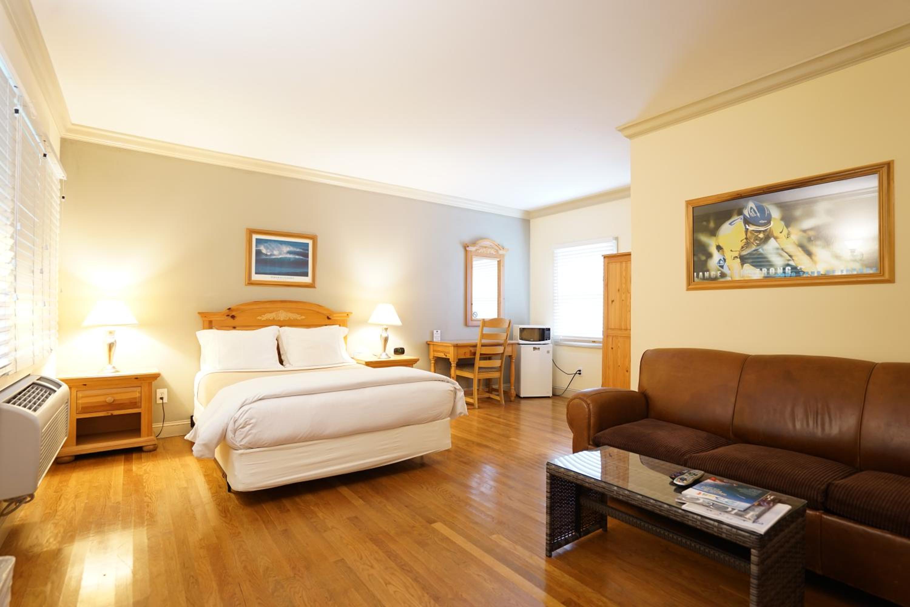 Deluxe Queen Room - Photo 5