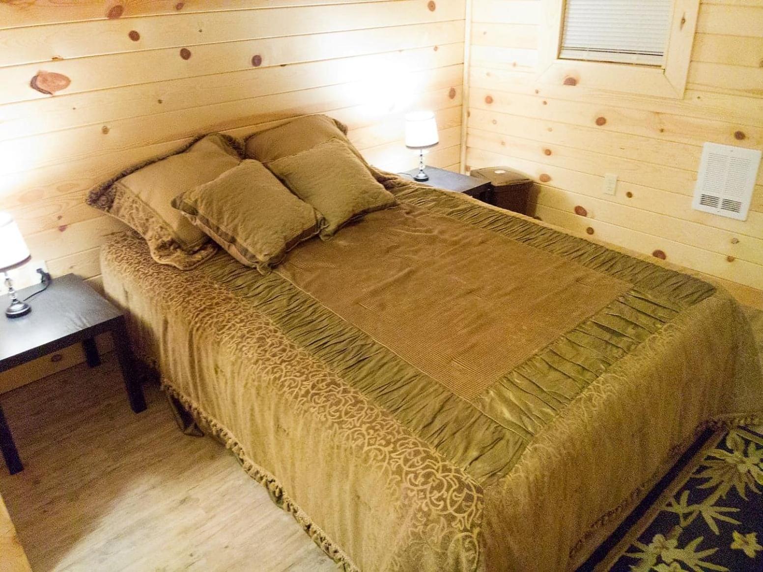 Queen Room photo 3