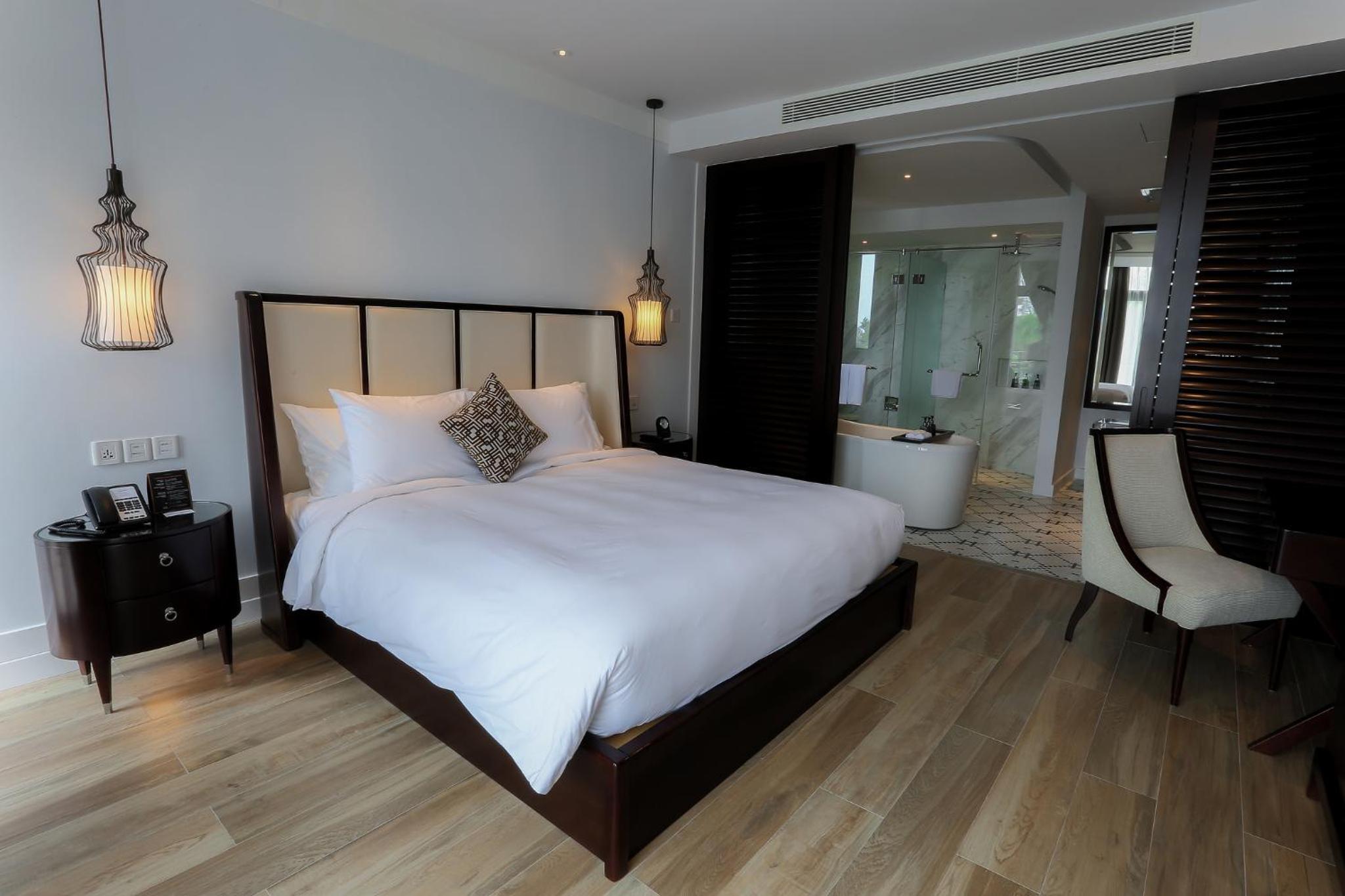 All Inclusive Junior Suite Single Package With Golf