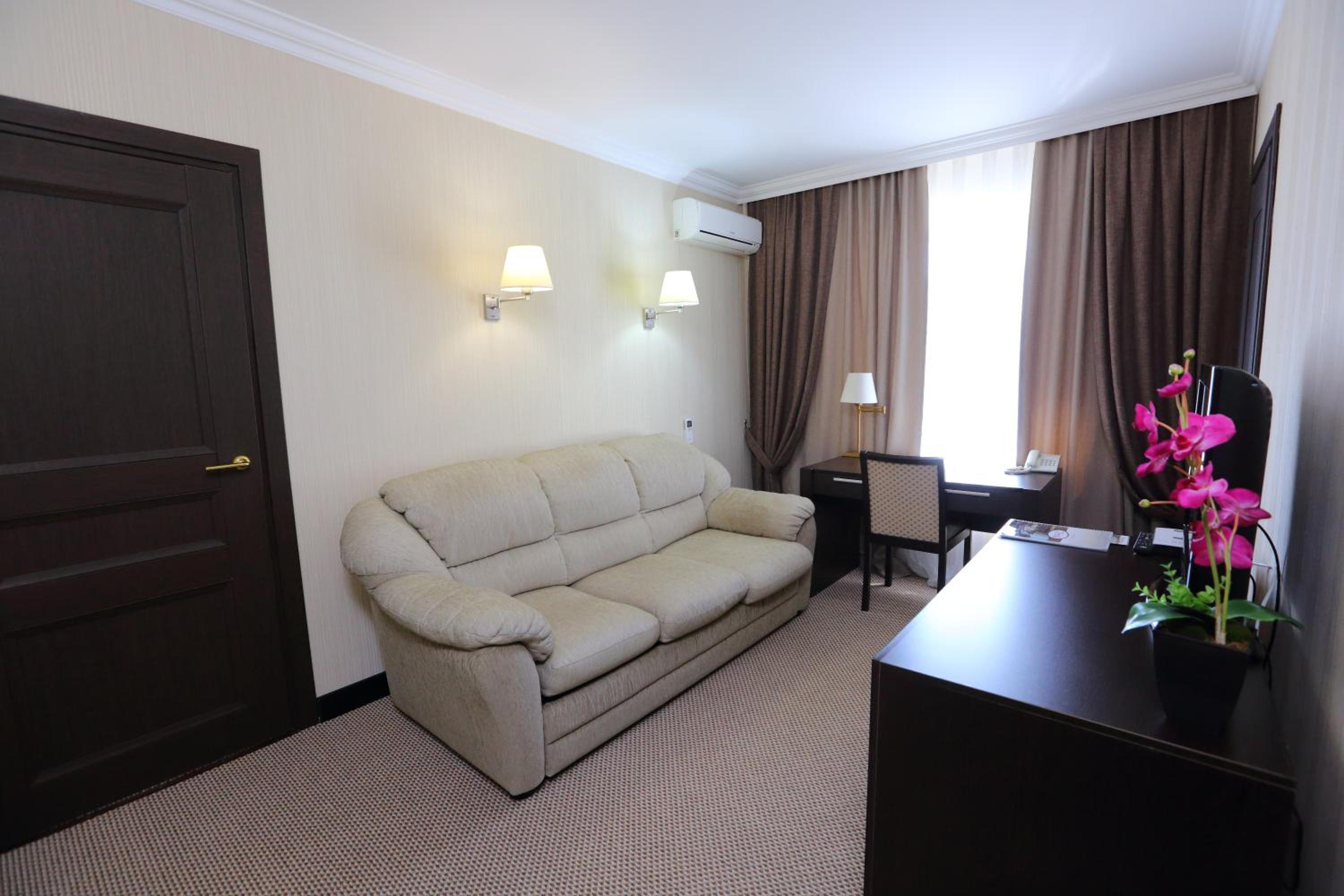 Standard Twin Room photo 2