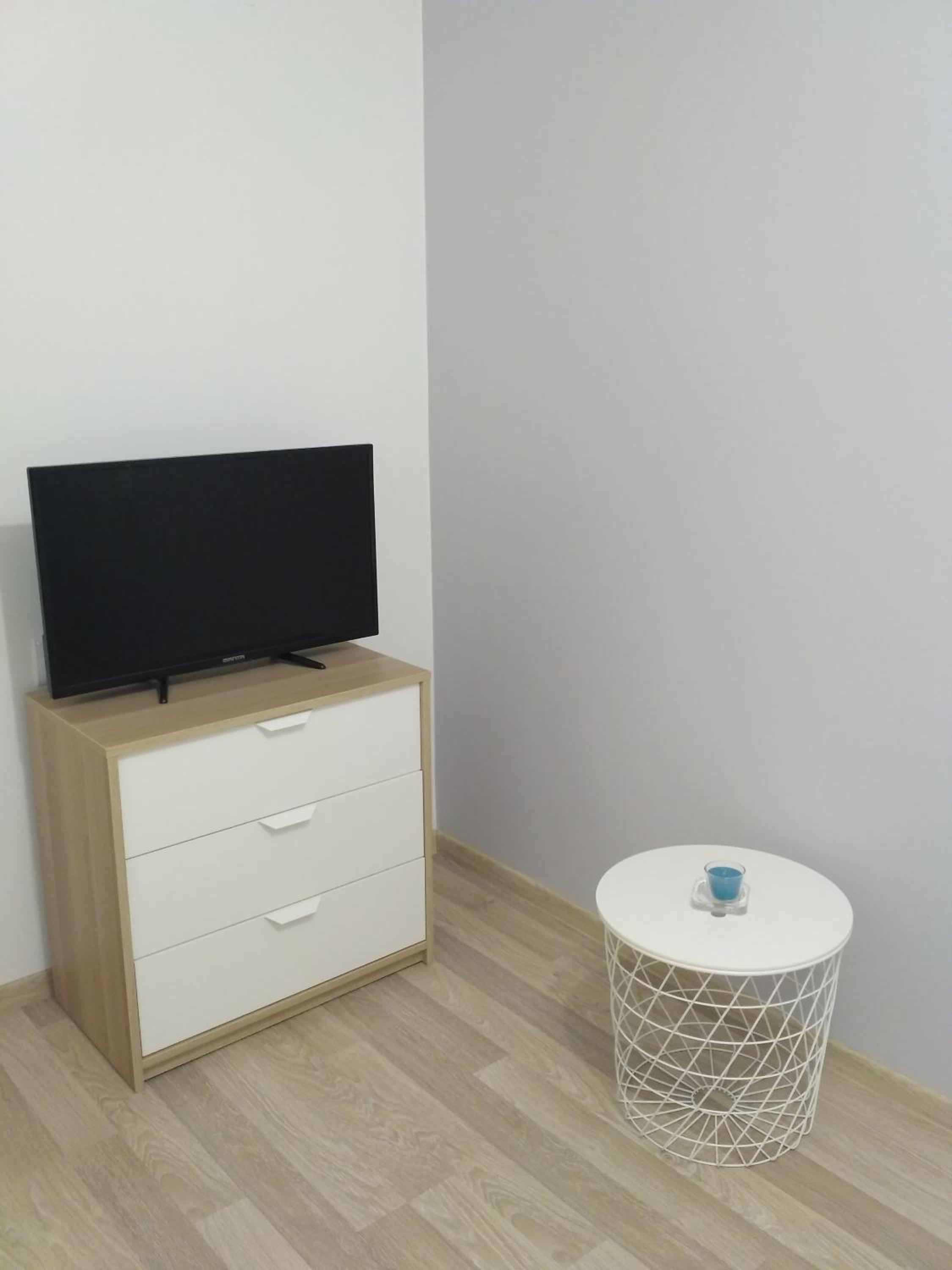 Apartment with Balcony photo 2