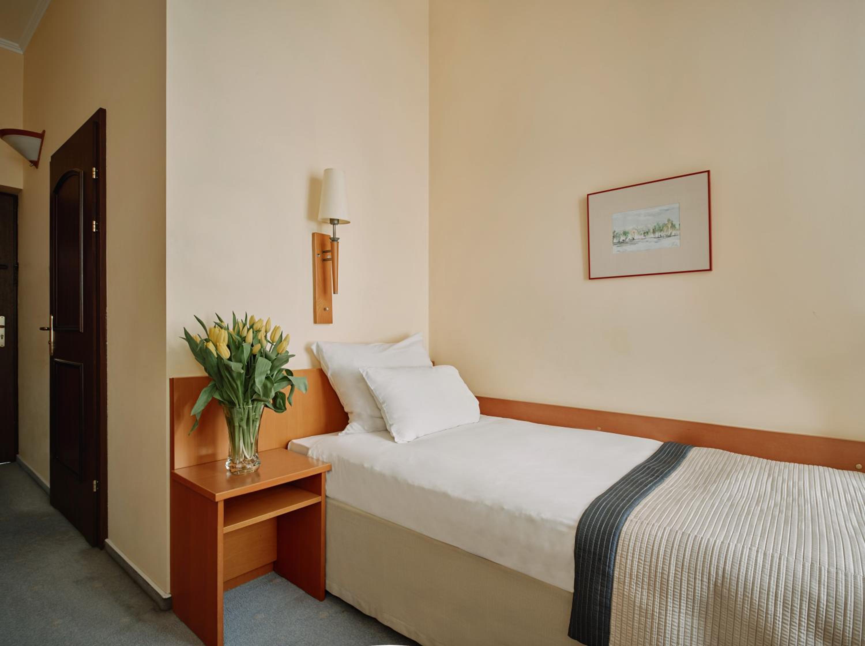 Standard Single Room photo 2